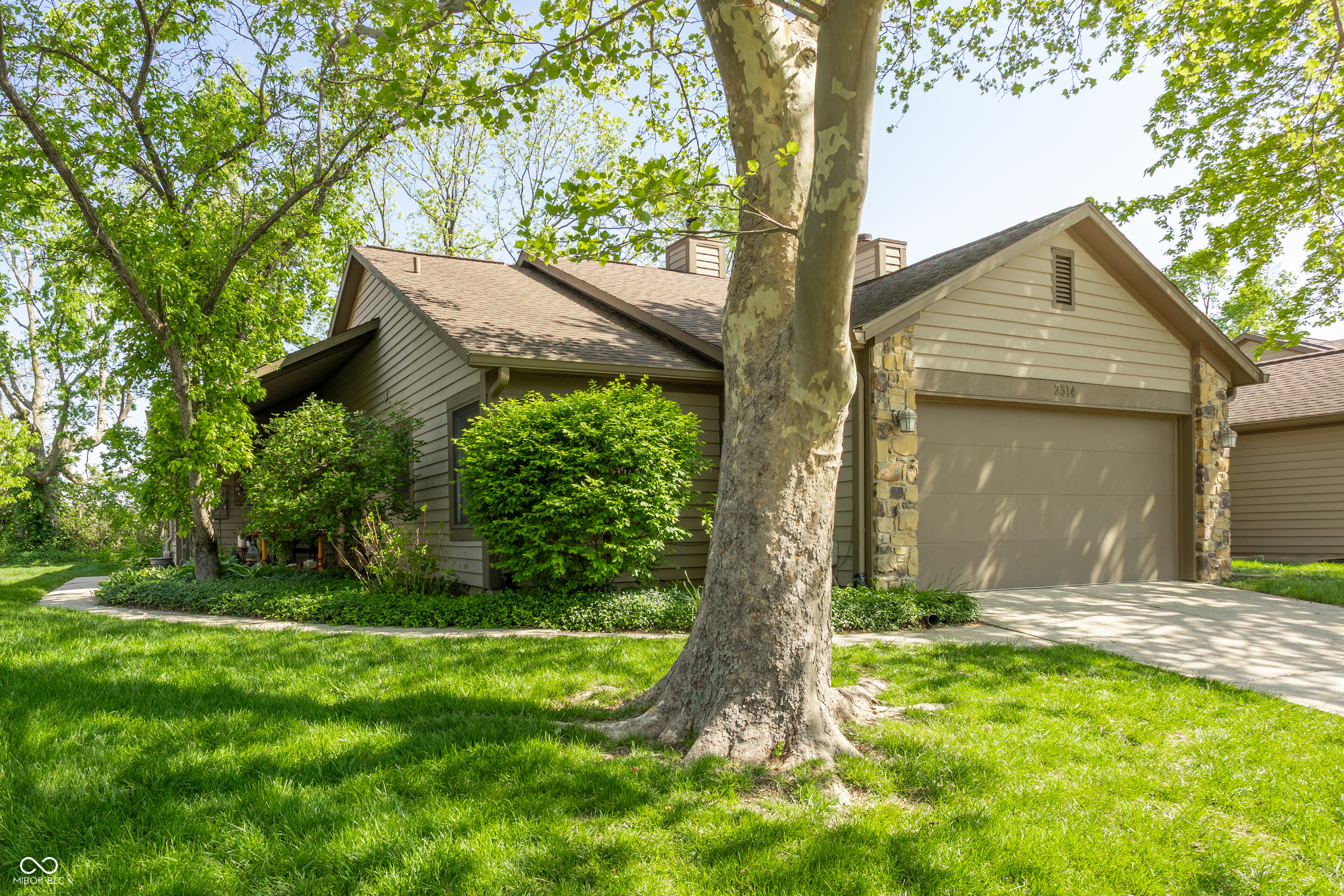 2314 Calaveras Way