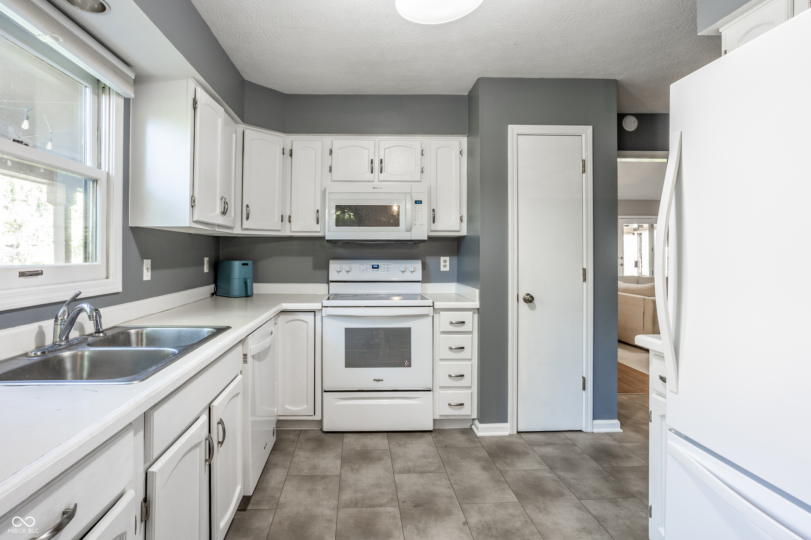 2314 Calaveras Way