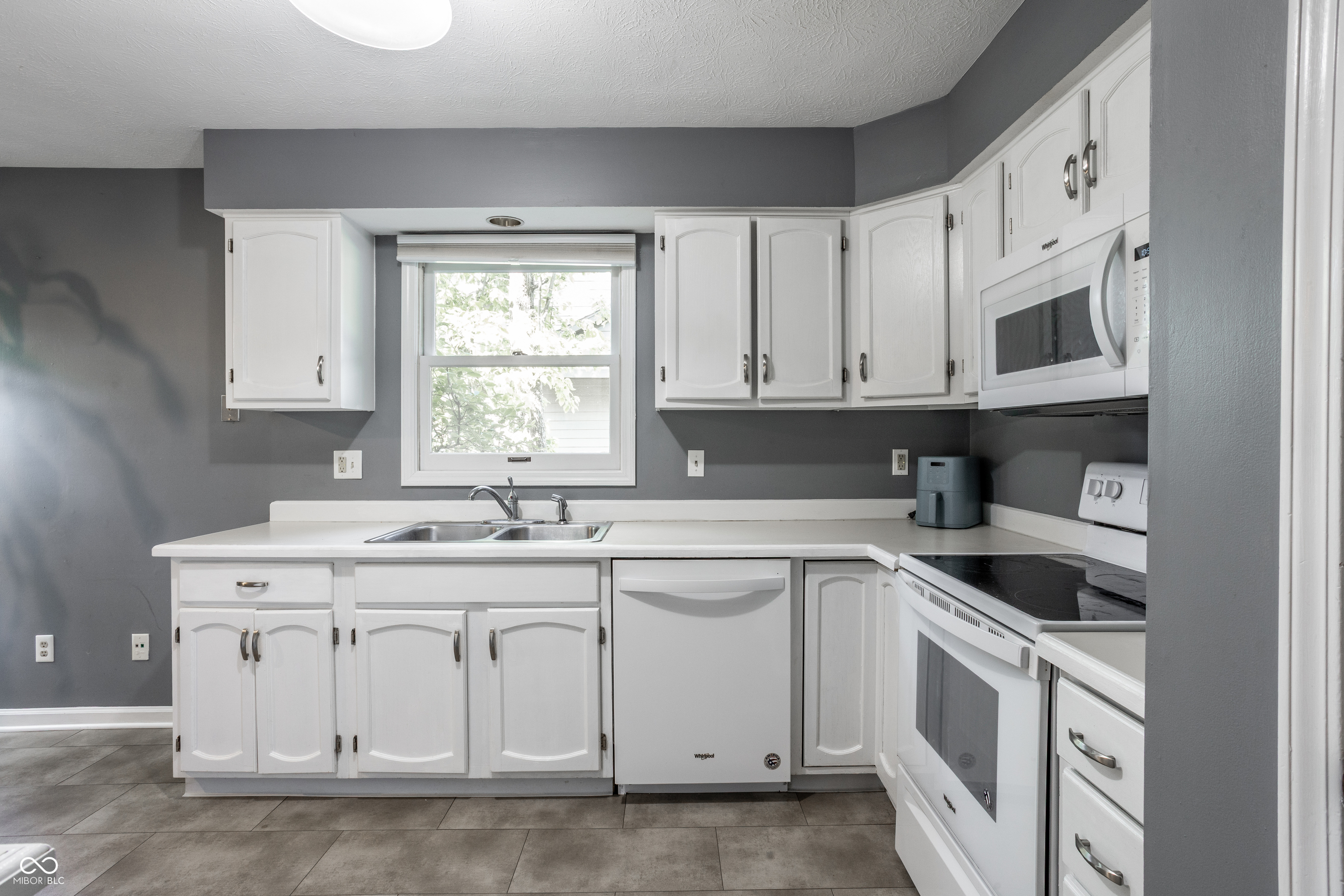 2314 Calaveras Way