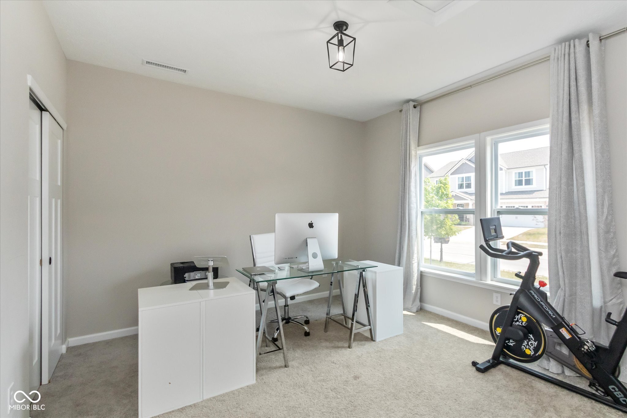 7228 Lockford Walk N