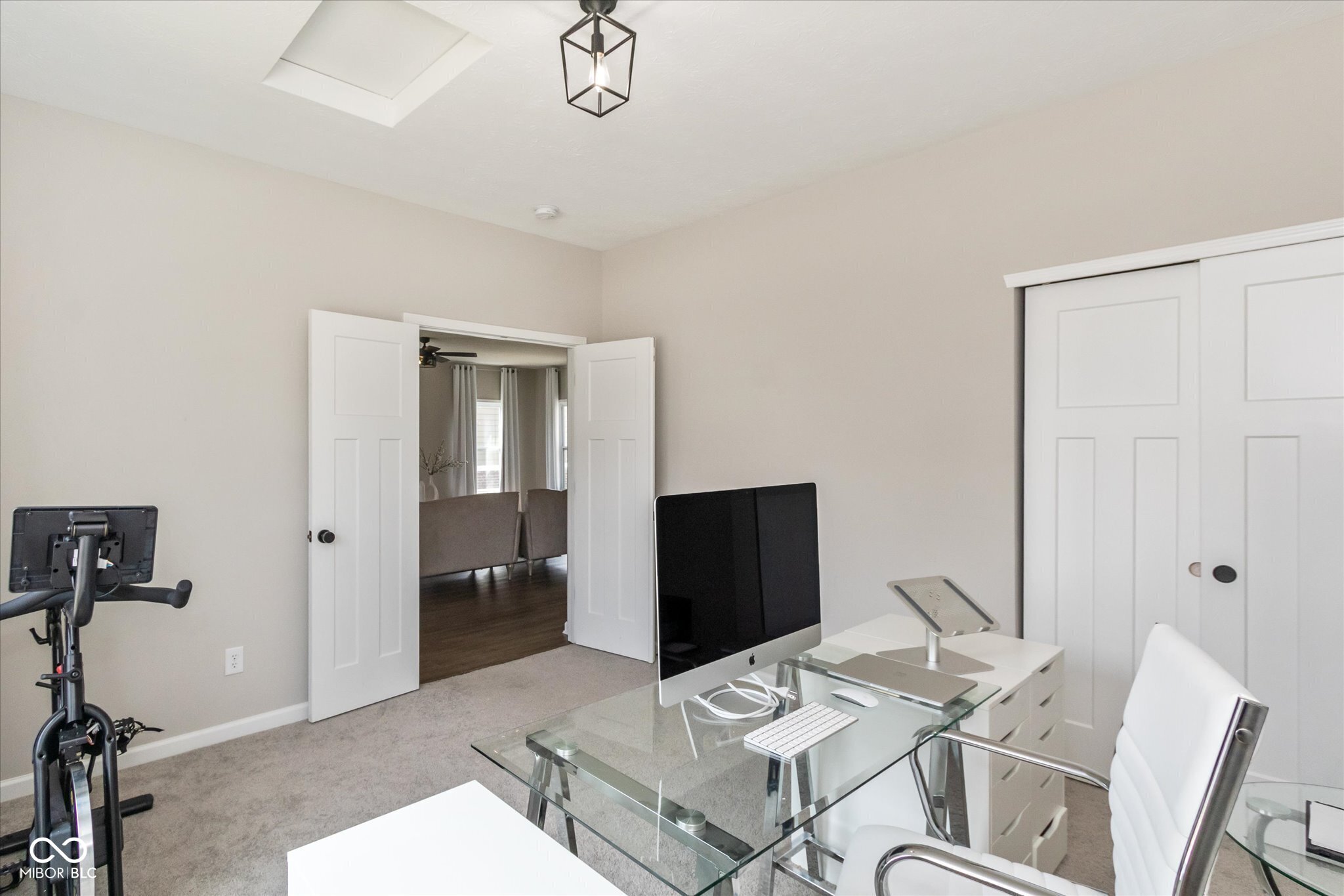 7228 Lockford Walk N