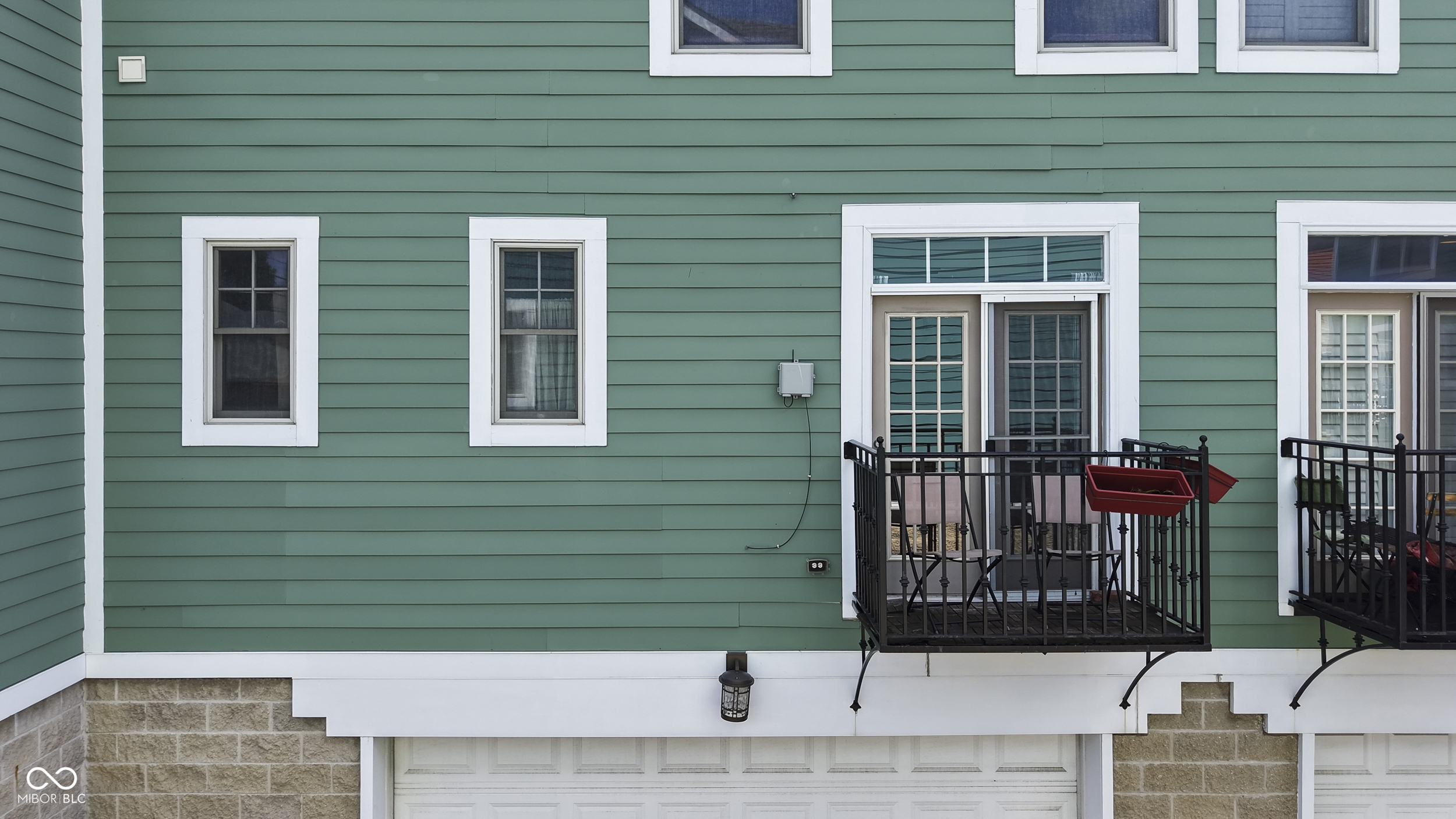 308 E 10th Street