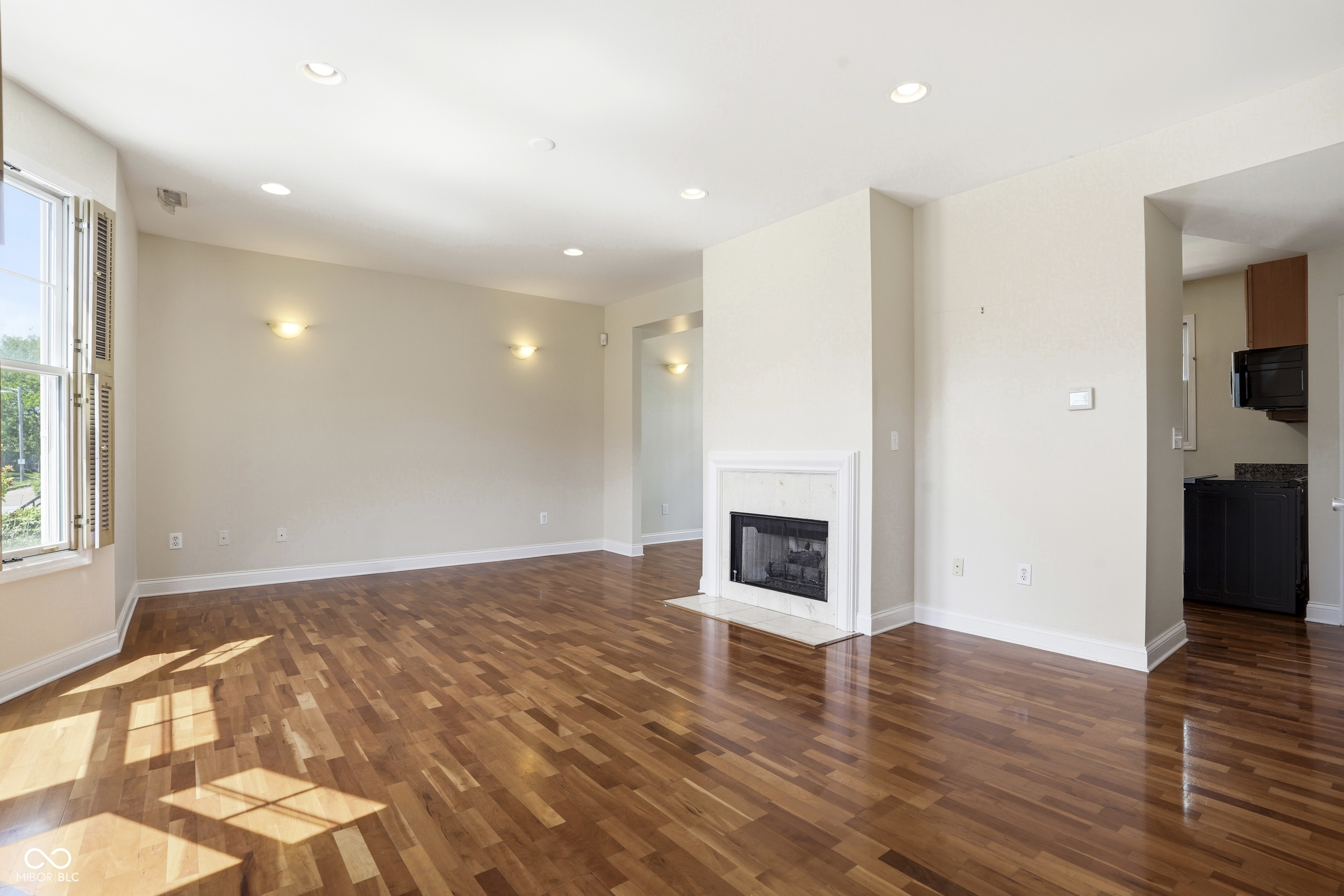 308 E 10th Street