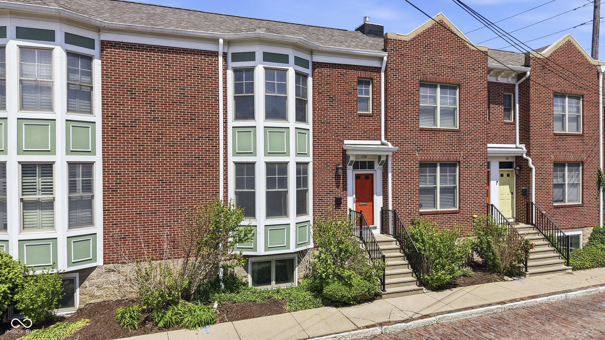 308 E 10th Street