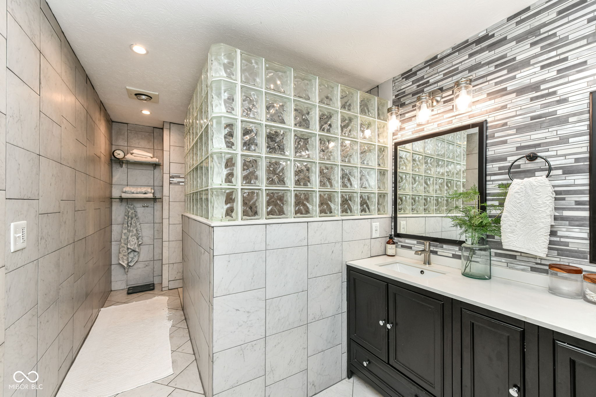 5232 Glen Stewart Way