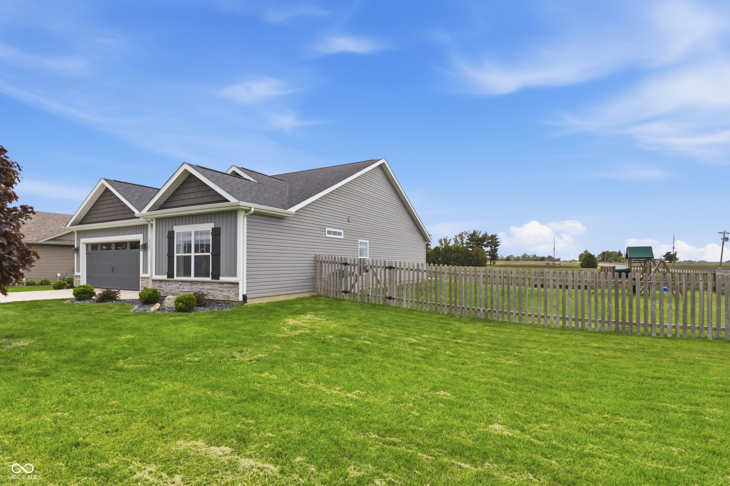 317 E Quail Drive