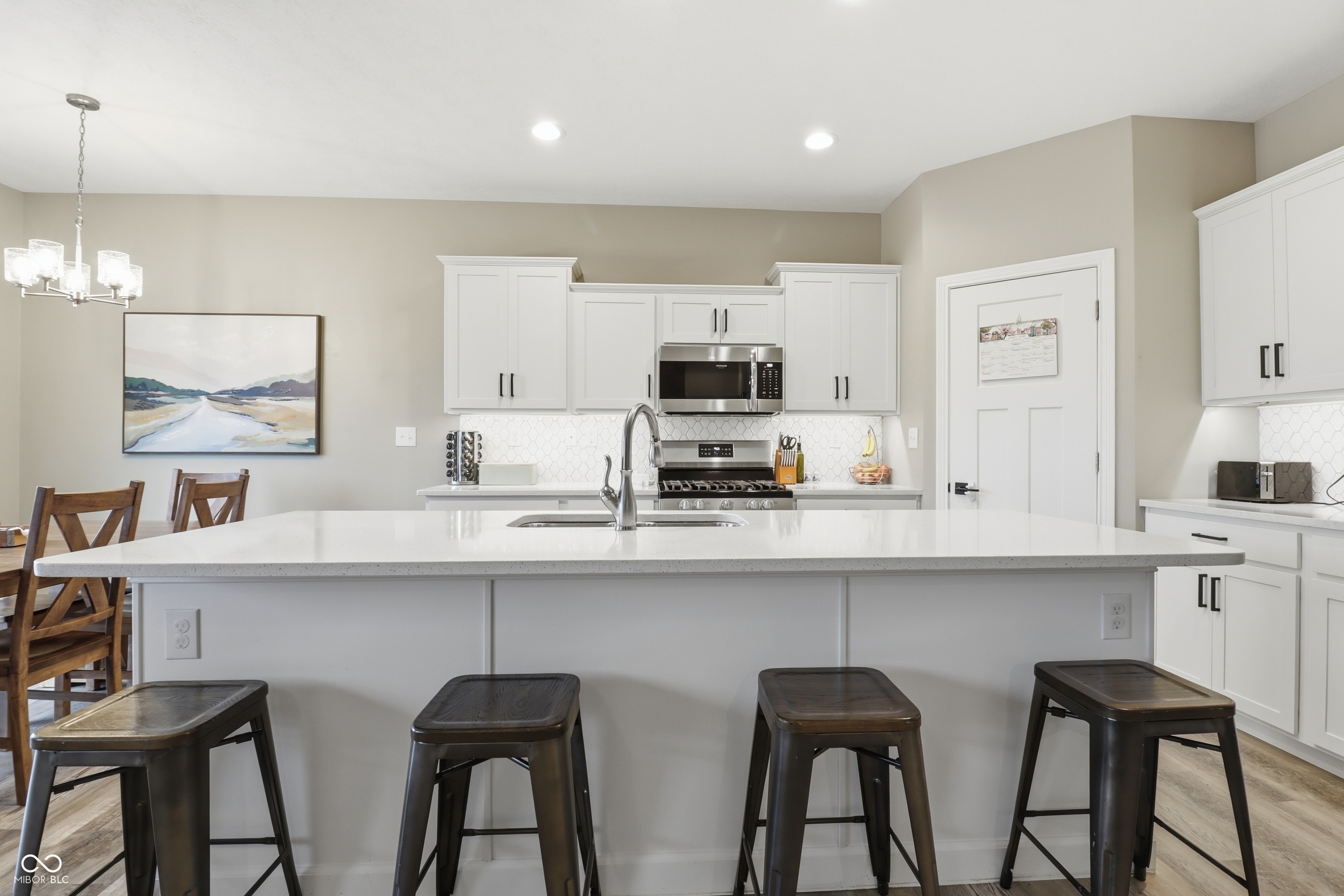 317 E Quail Drive