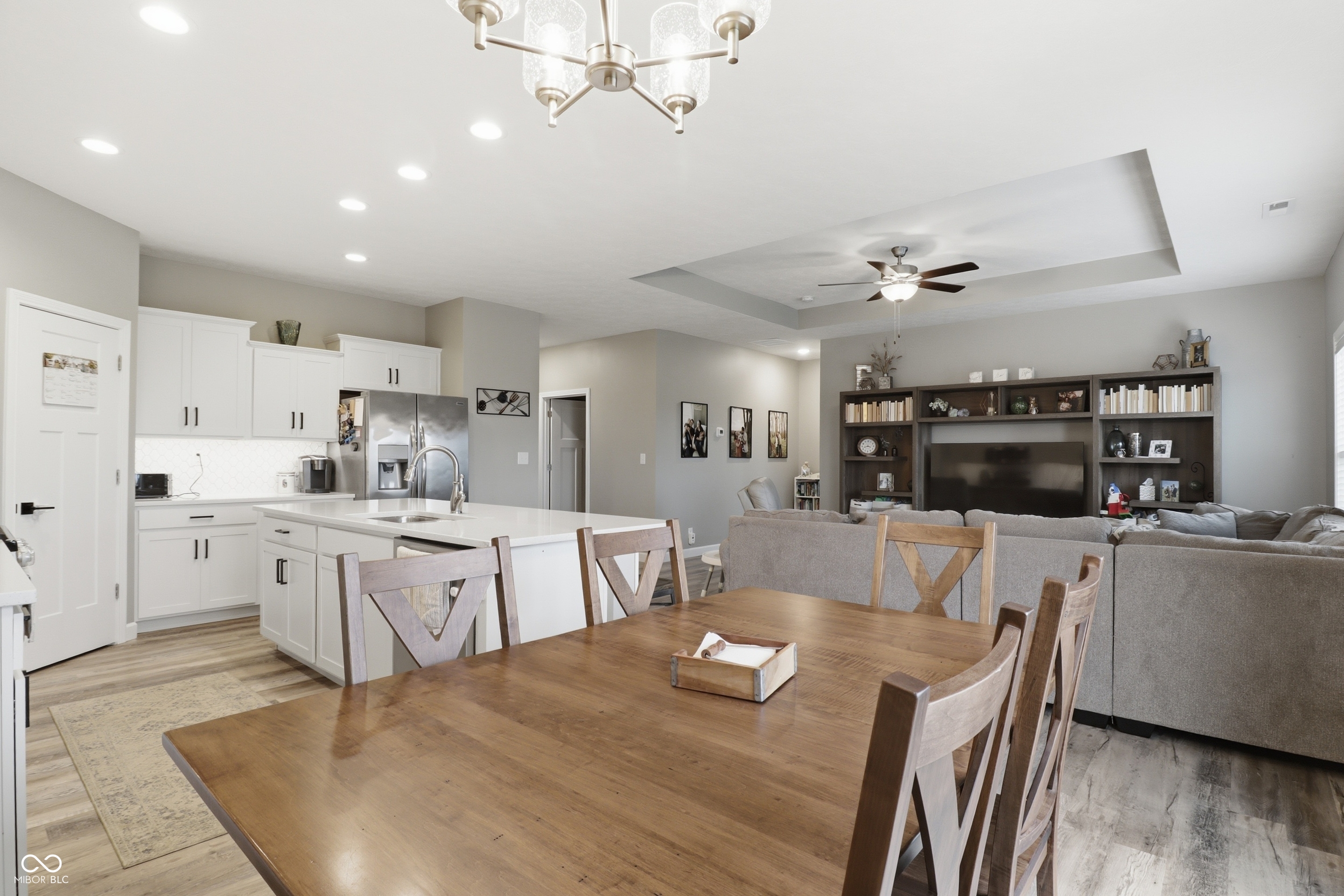 317 E Quail Drive