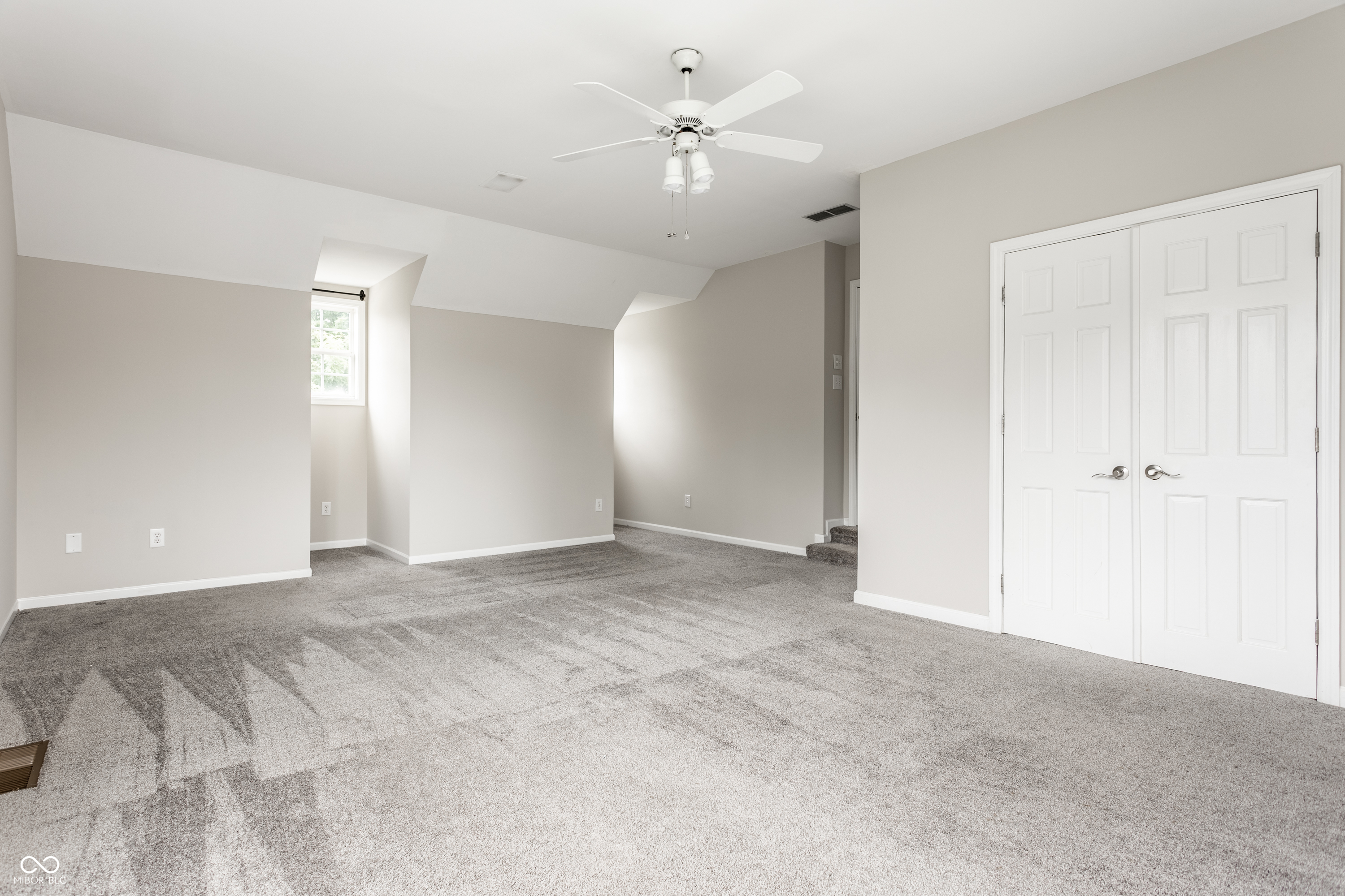 14152 Ledgewood Way