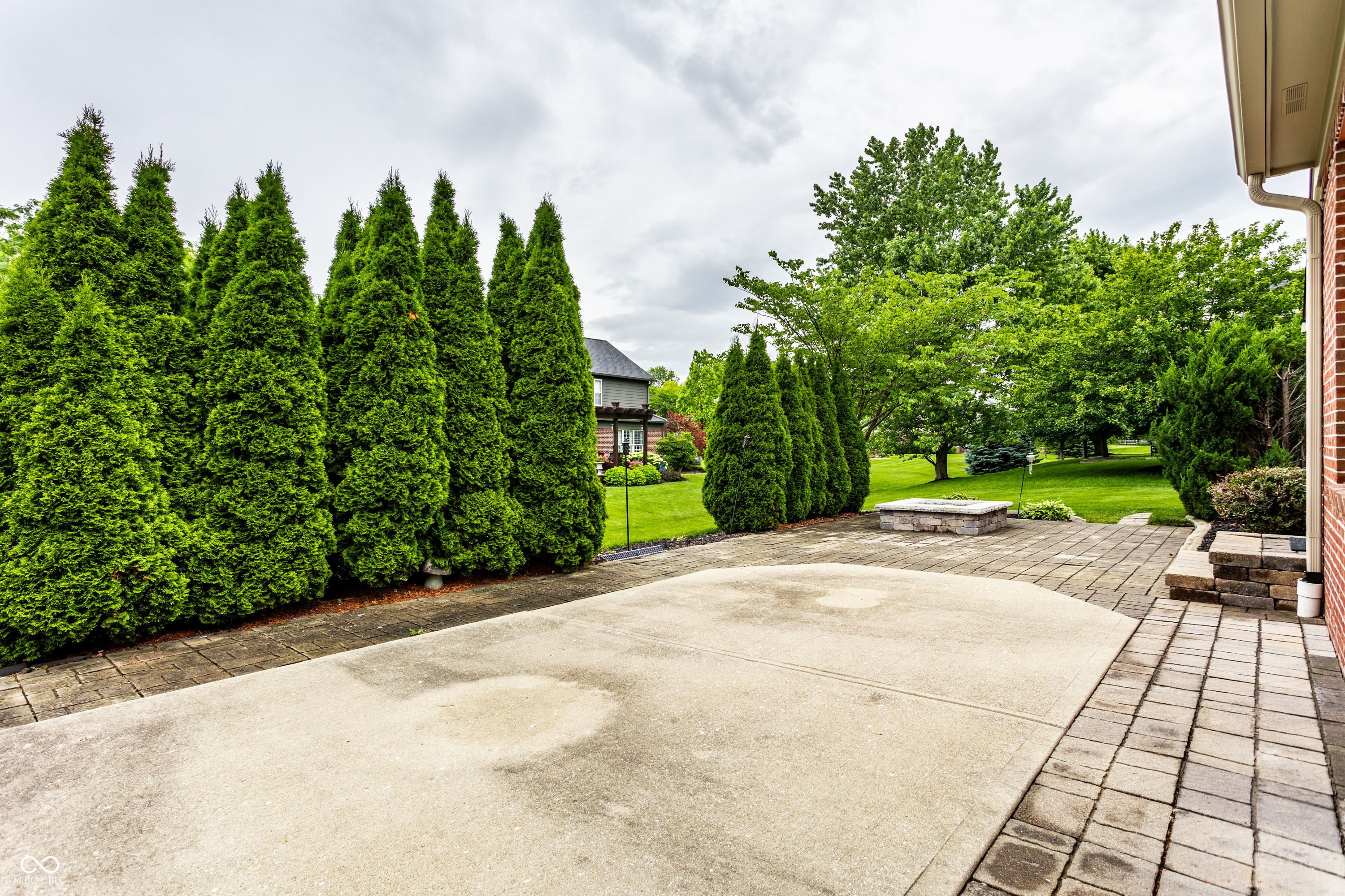 14152 Ledgewood Way