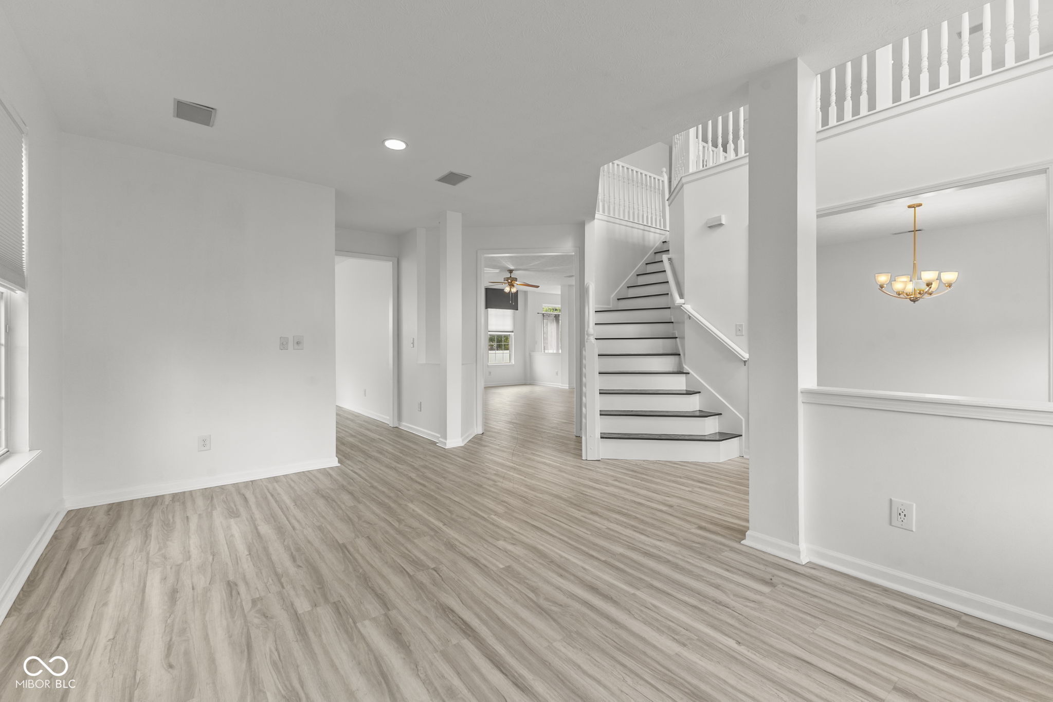13711 Alvernon Place