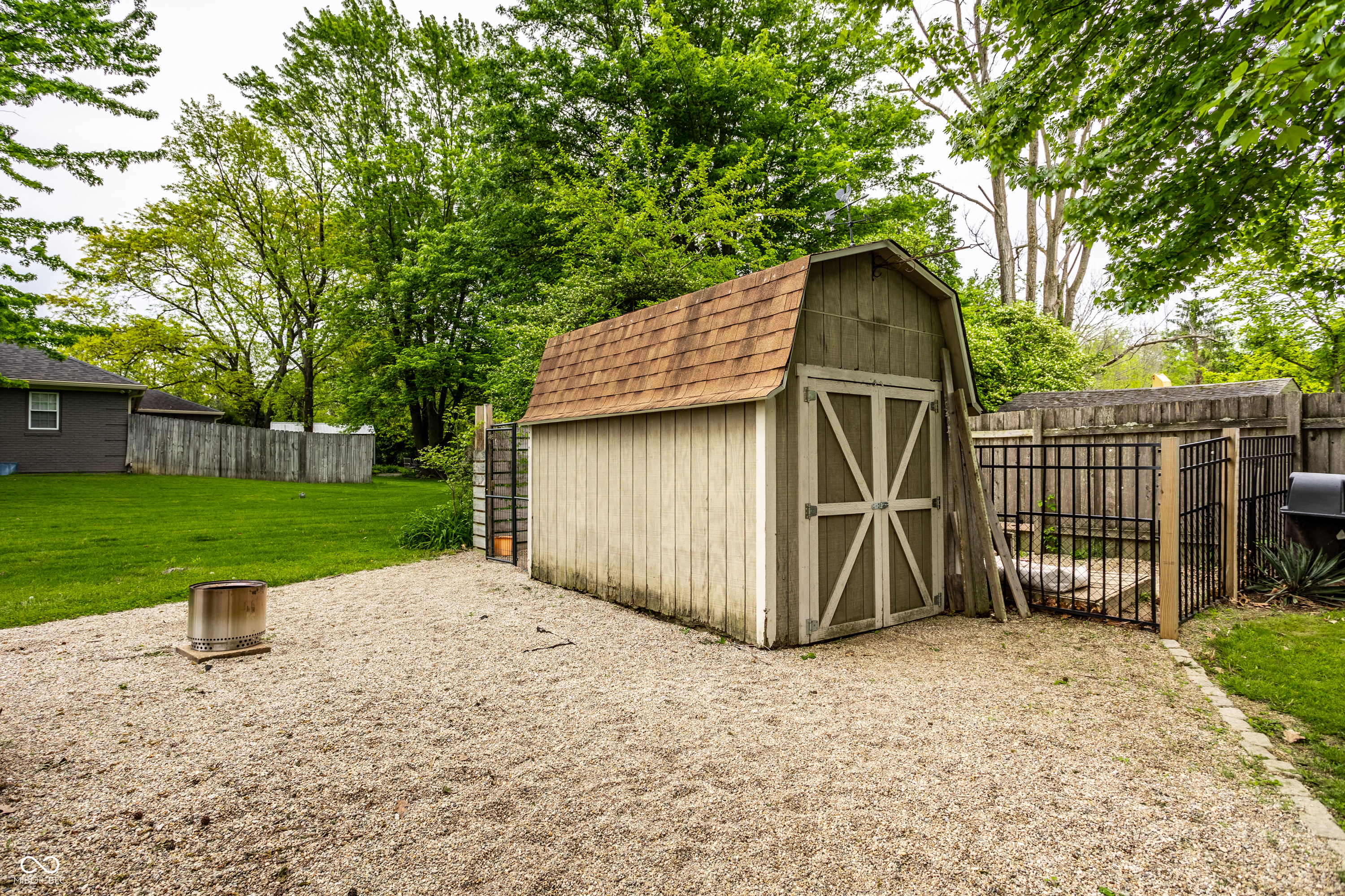 1185 Starkey Road