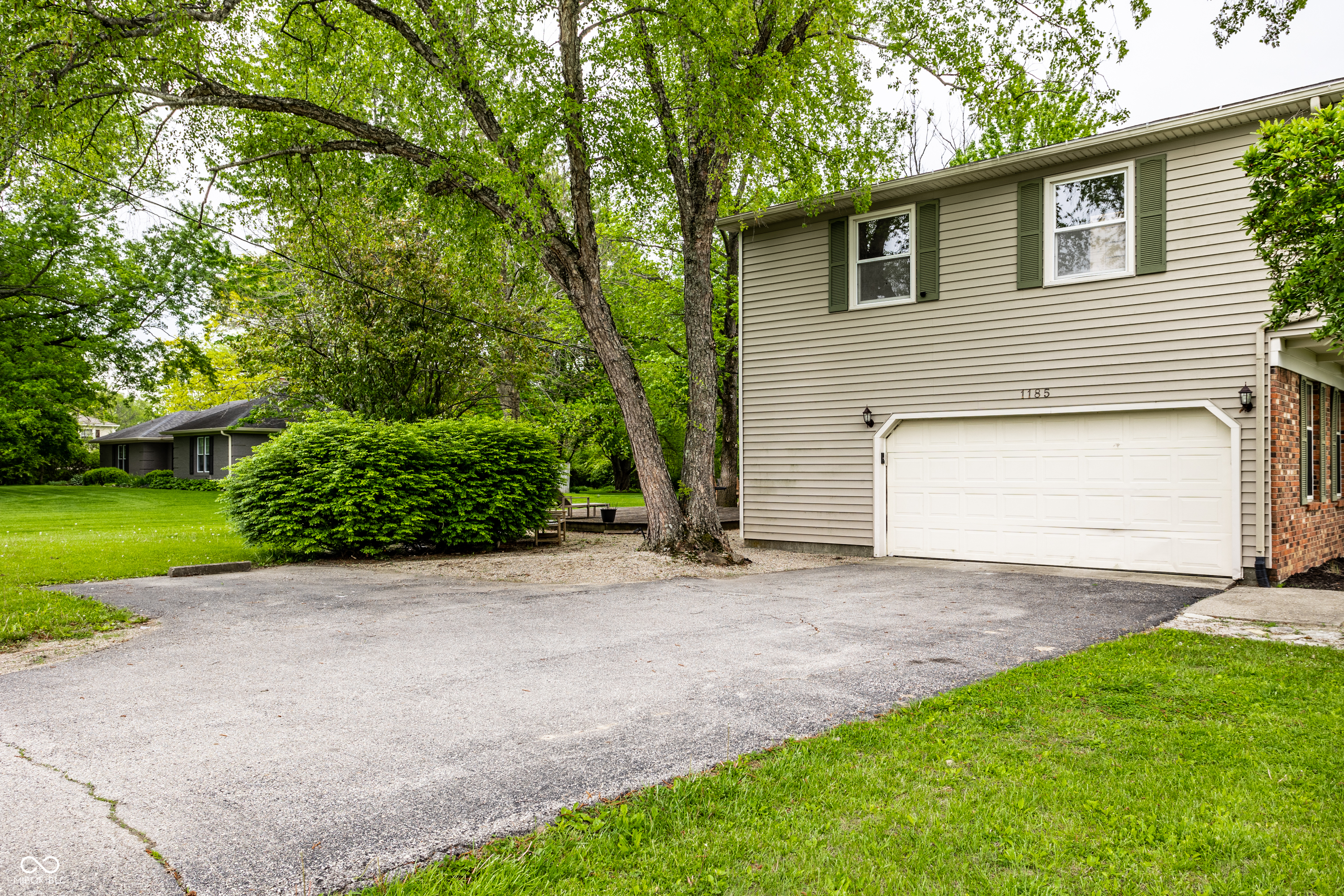 1185 Starkey Road