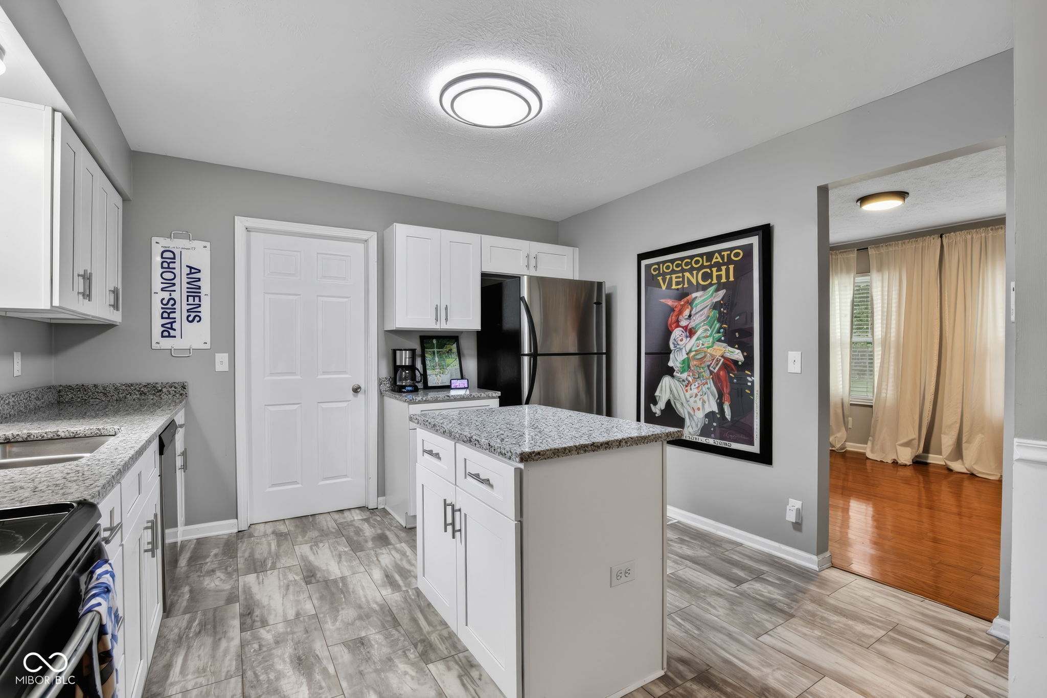 6177 Buttonwood Drive
