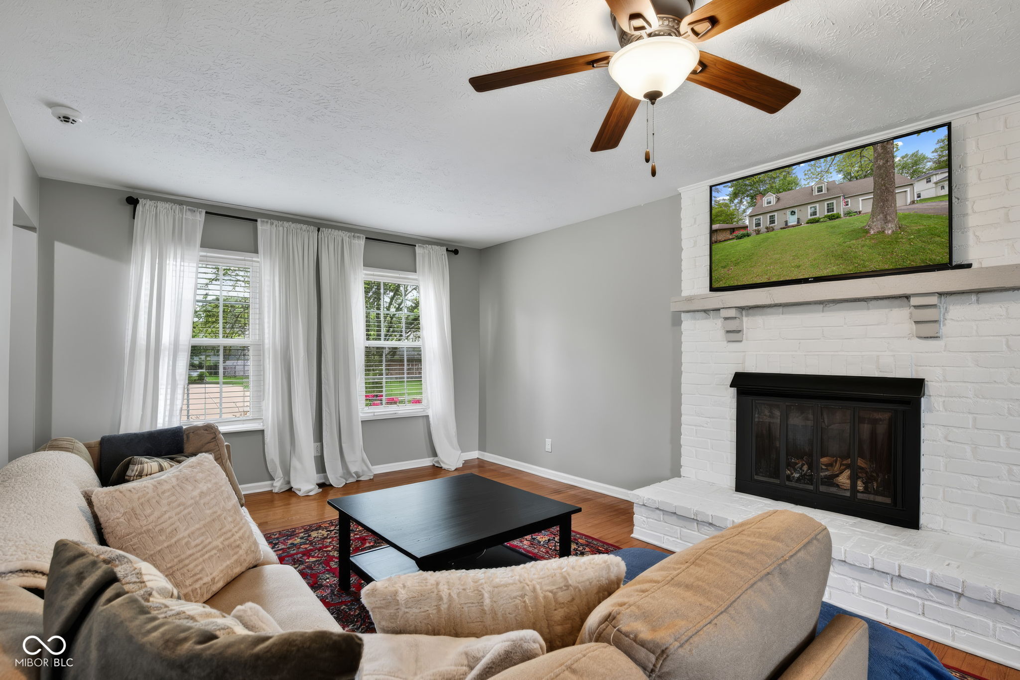 6177 Buttonwood Drive
