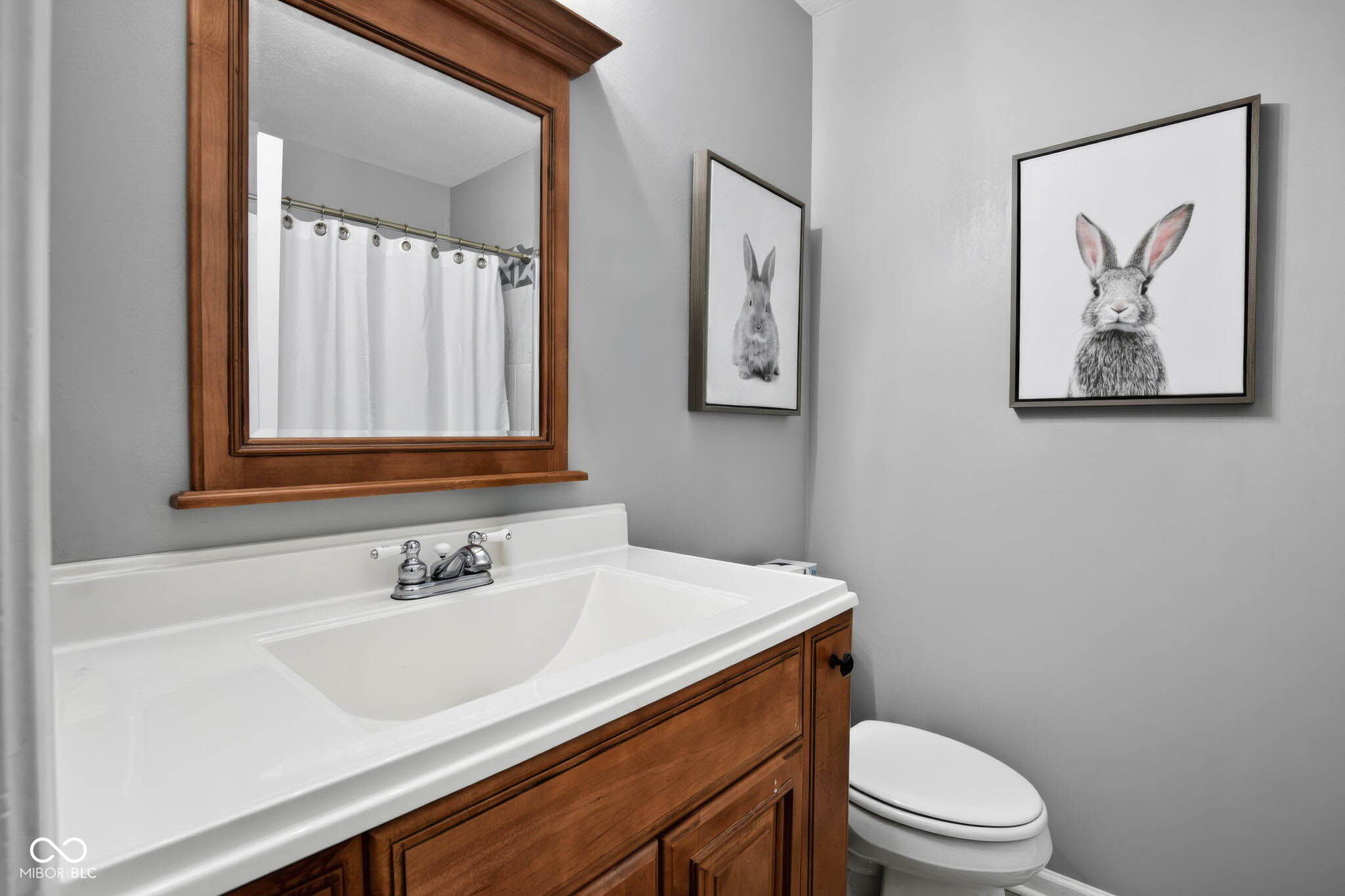 6177 Buttonwood Drive