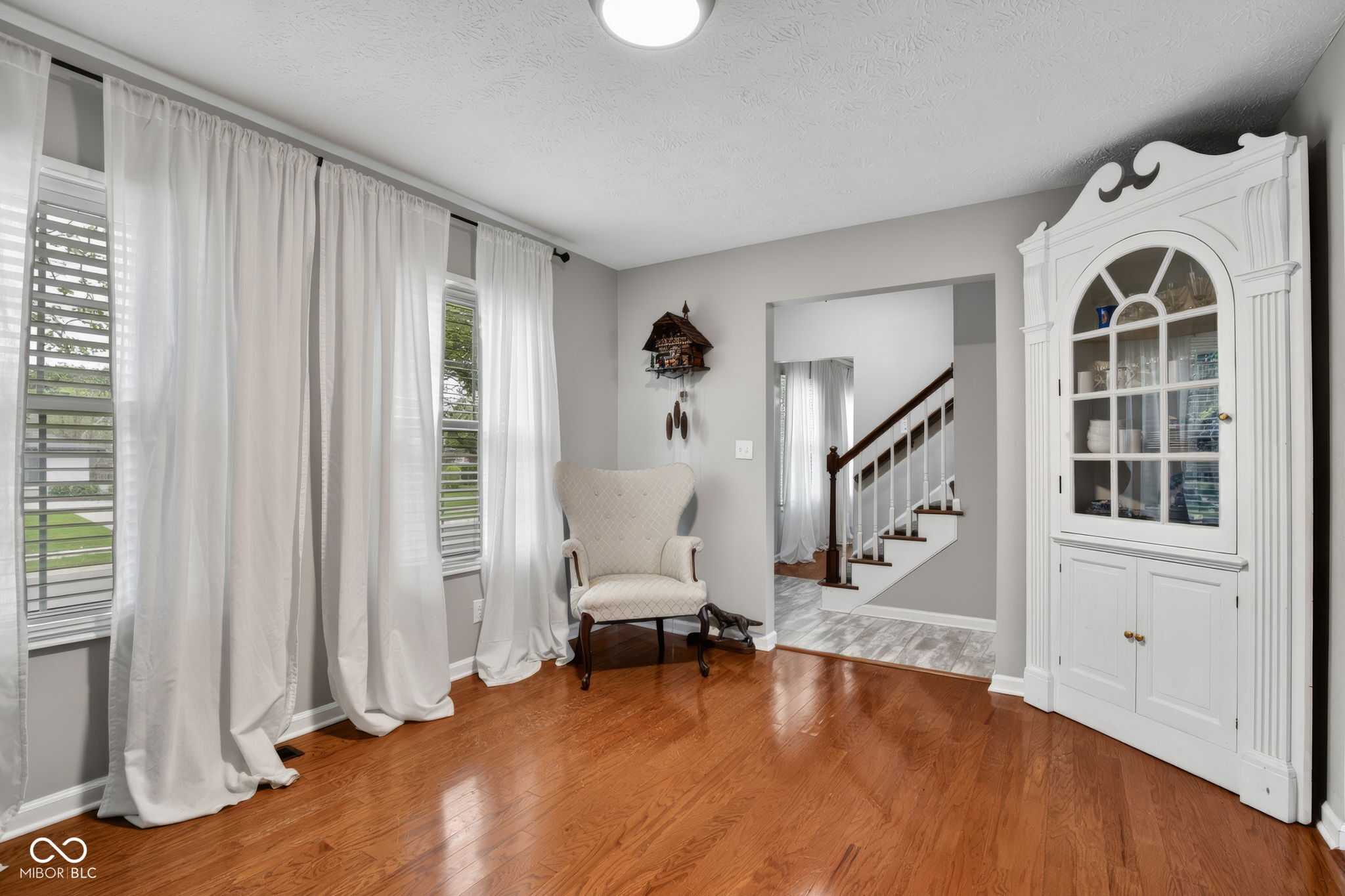 6177 Buttonwood Drive