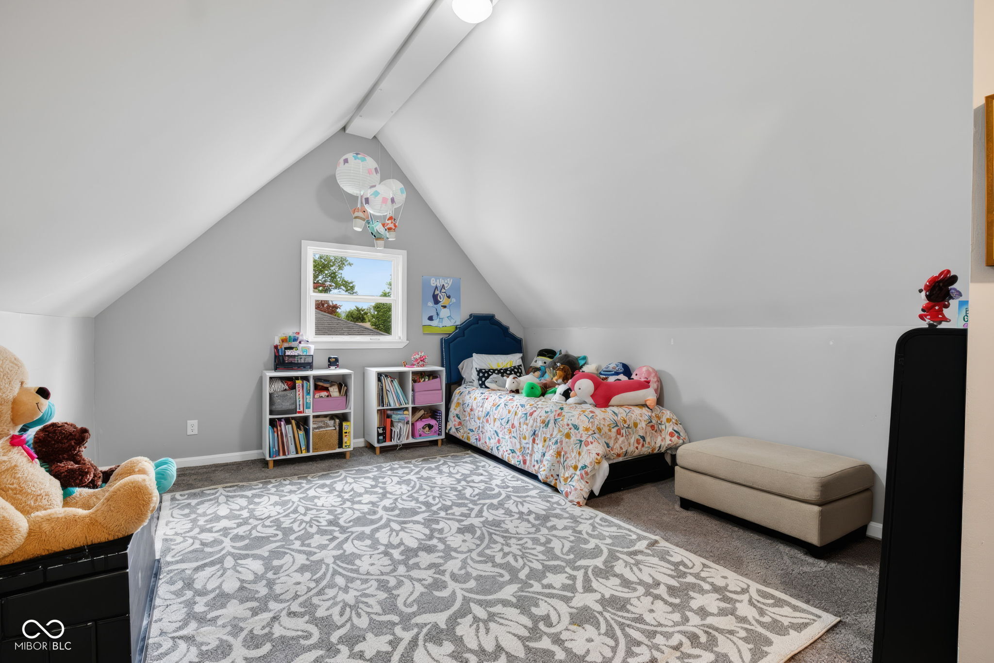 6177 Buttonwood Drive
