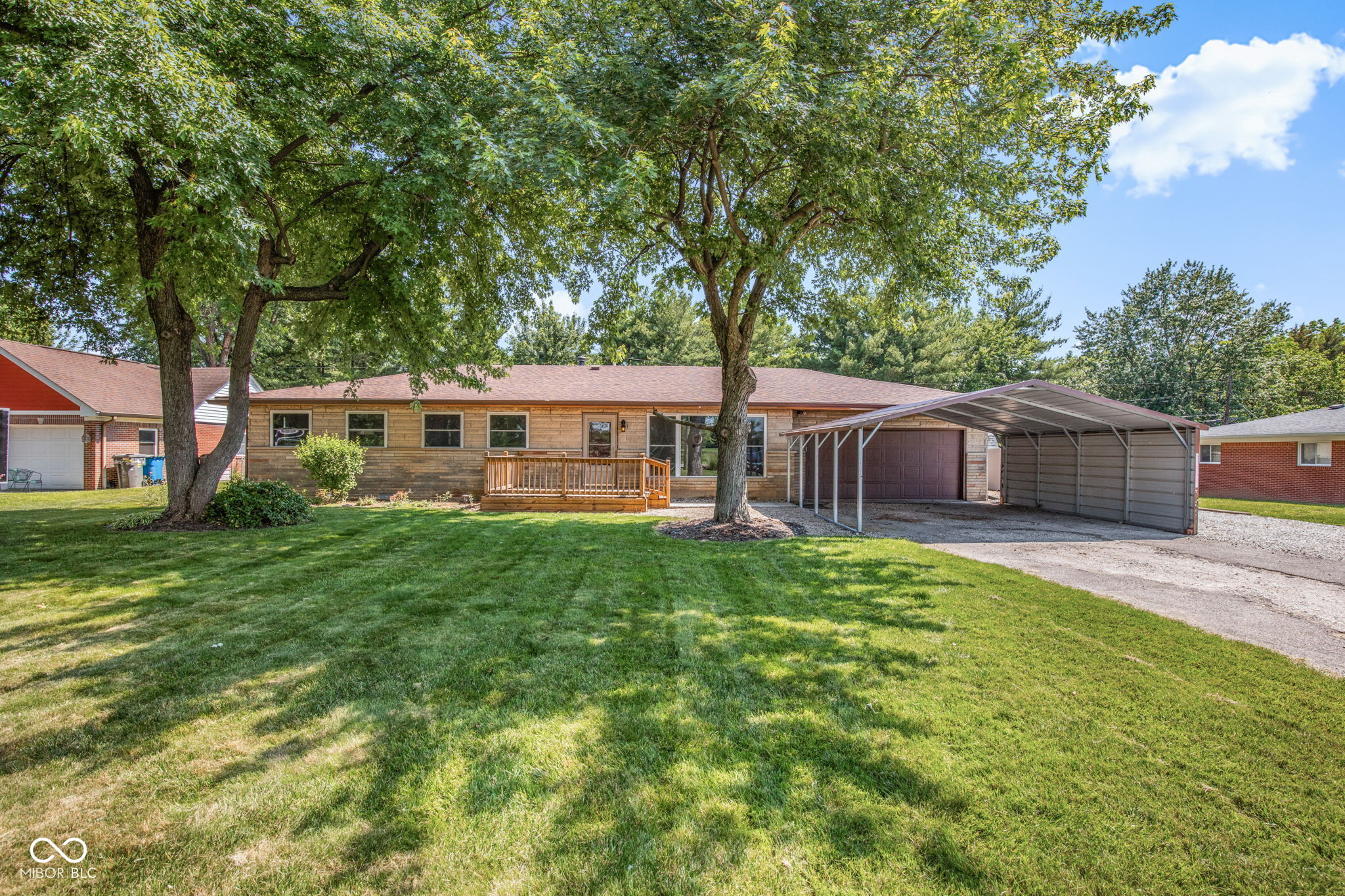 2819 E Edgewood Avenue