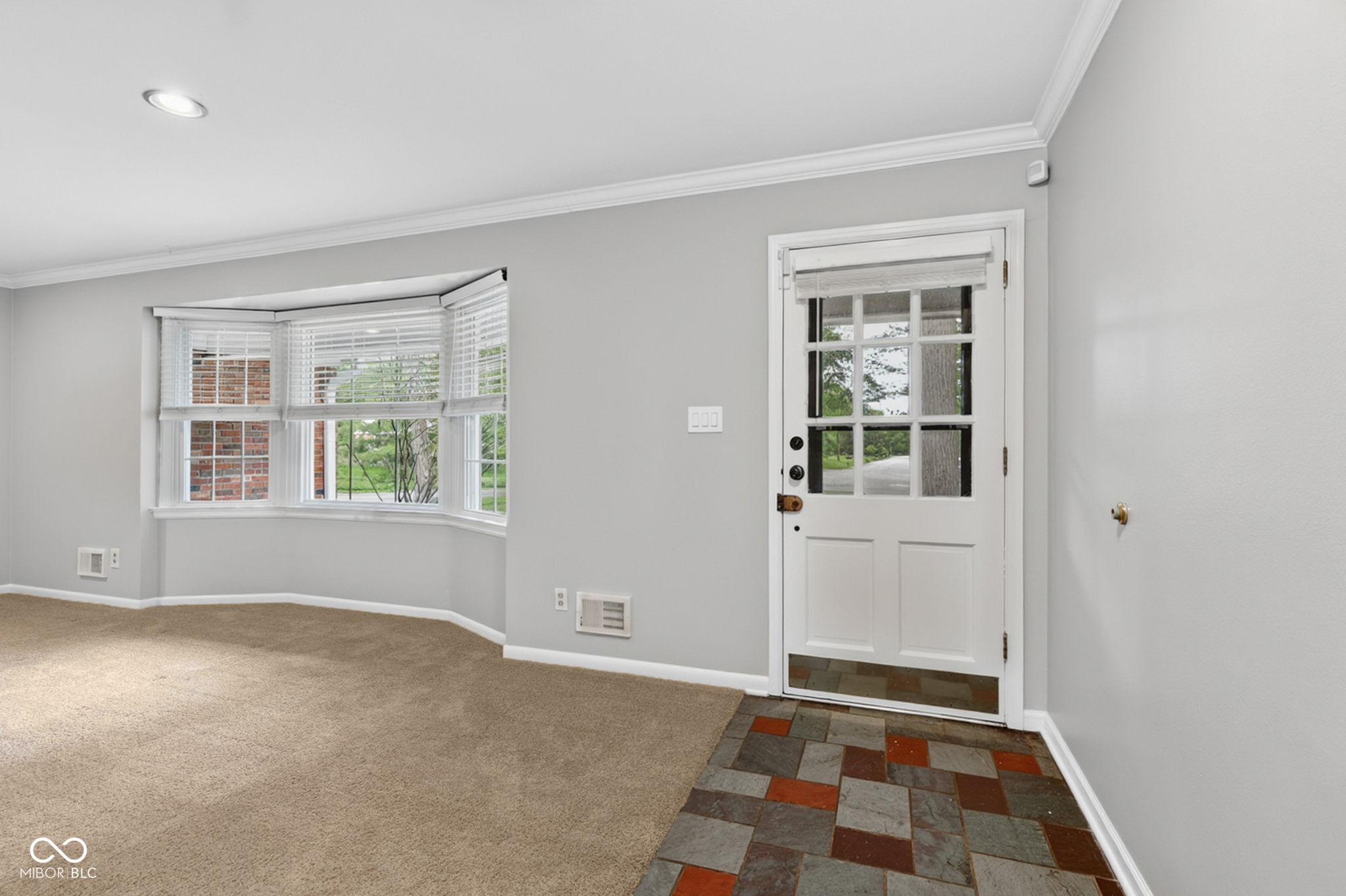 7511 Mohawk Lane
