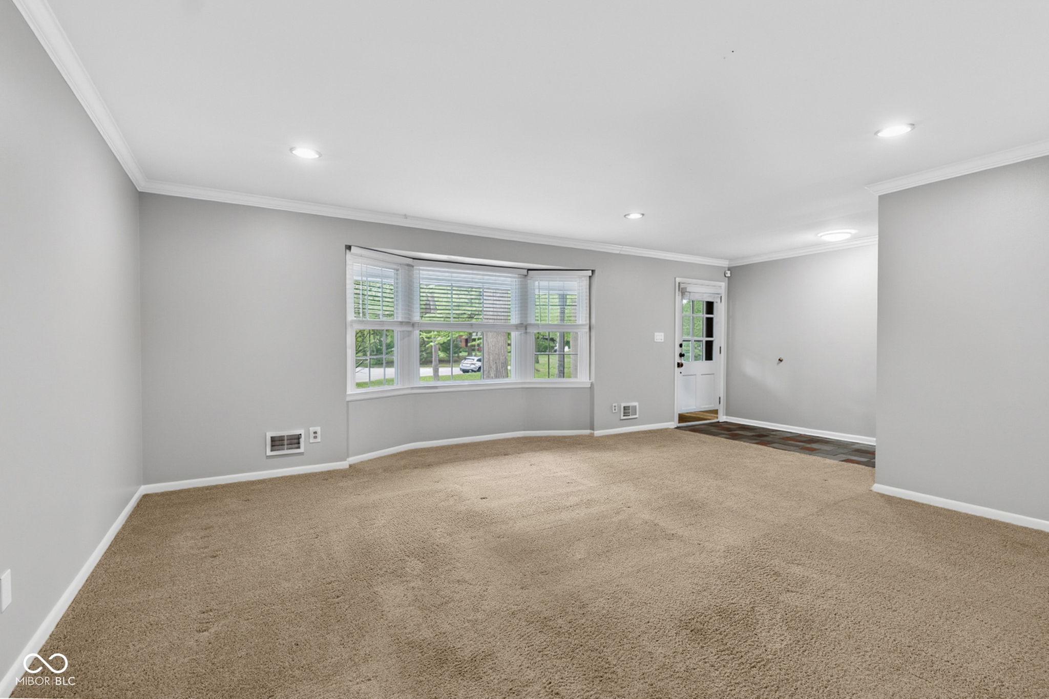 7511 Mohawk Lane