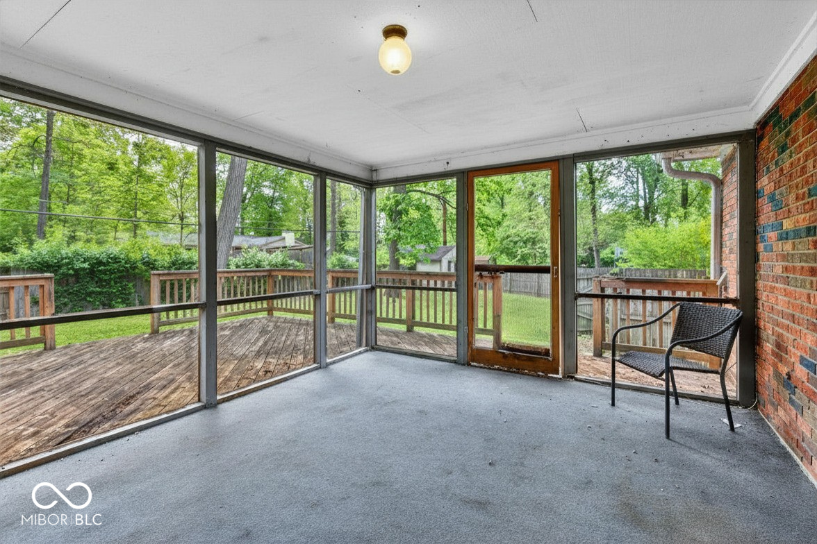 7511 Mohawk Lane