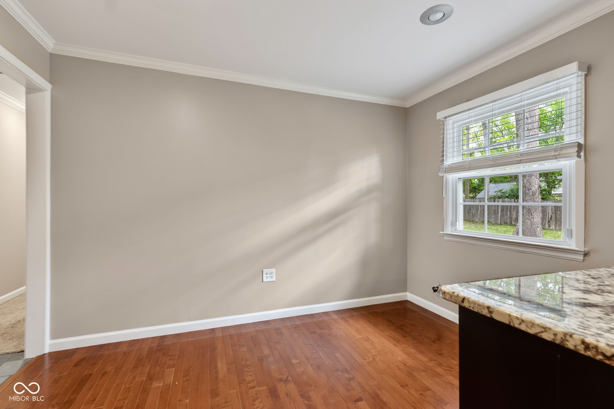 7511 Mohawk Lane