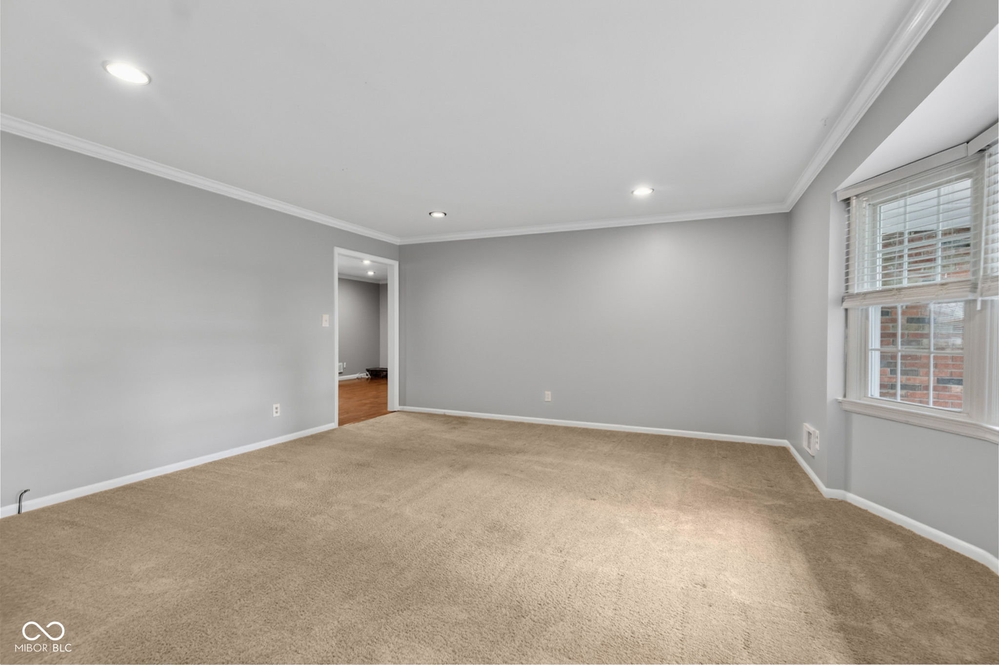 7511 Mohawk Lane