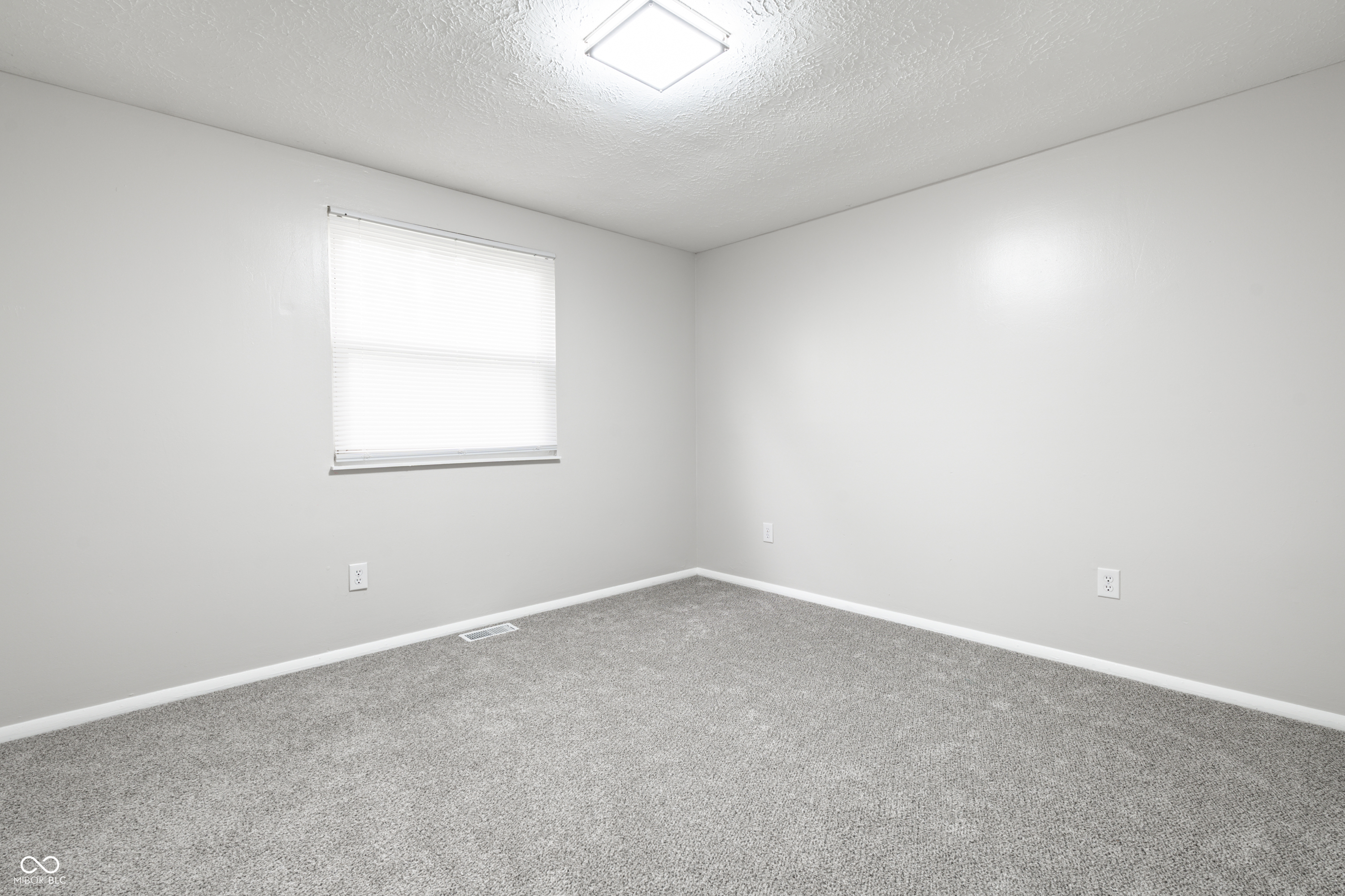 1501 Butternut Lane