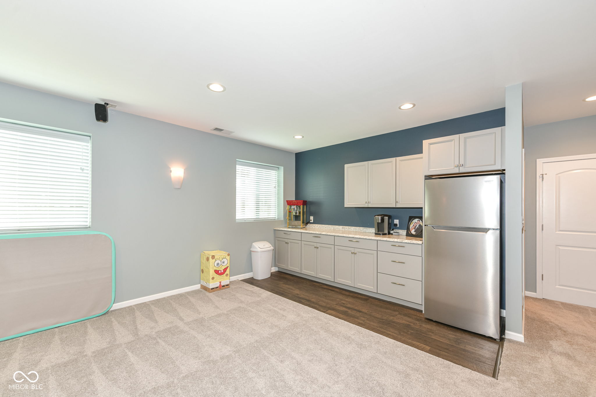 8465 Abernethy Lane