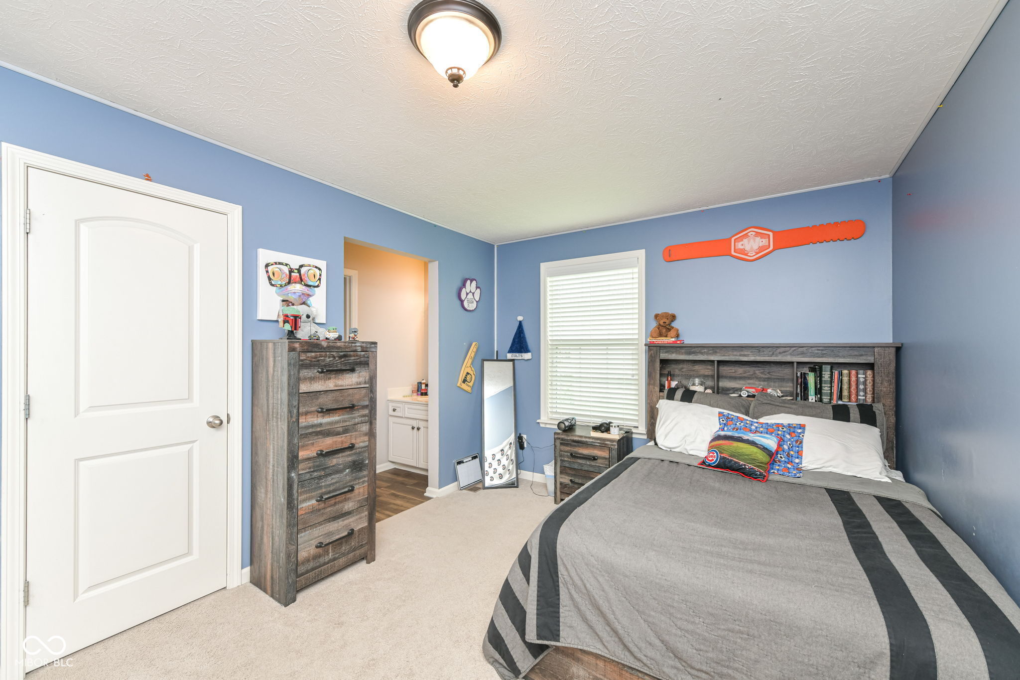 8465 Abernethy Lane