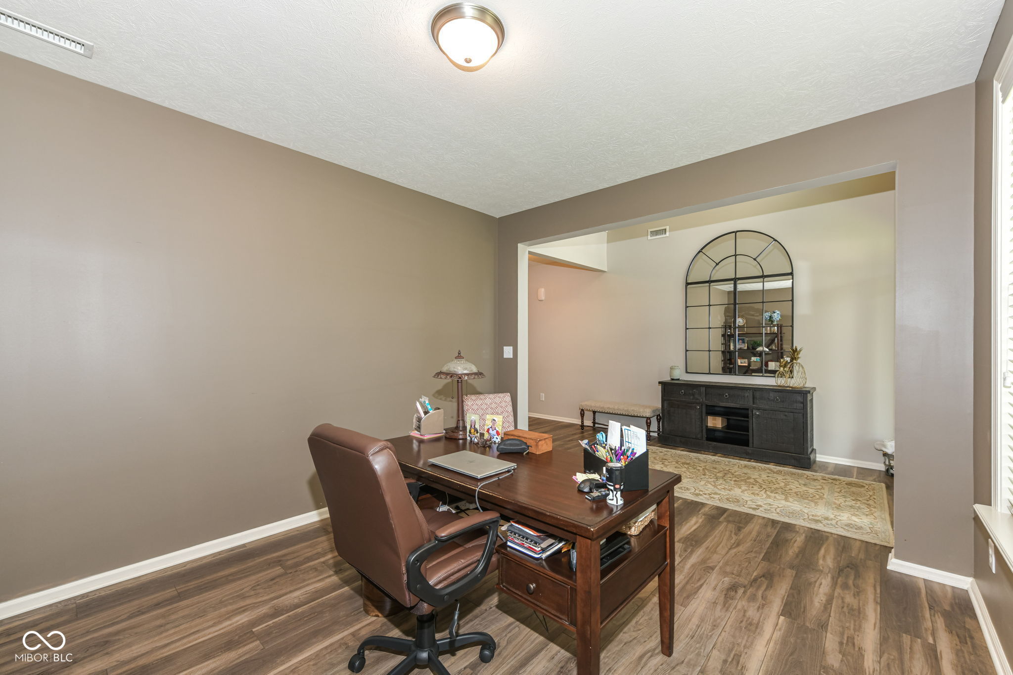 8465 Abernethy Lane