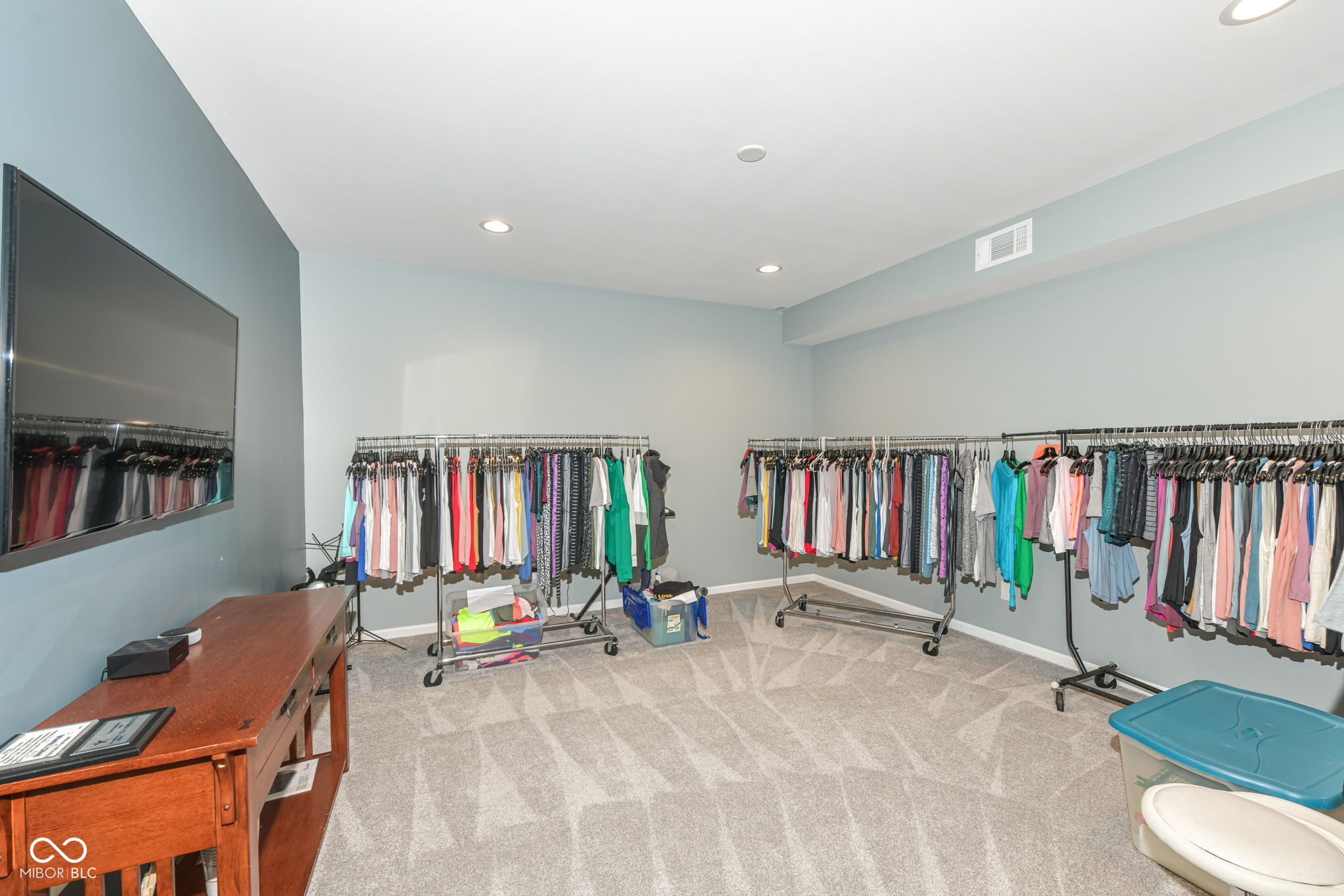 8465 Abernethy Lane