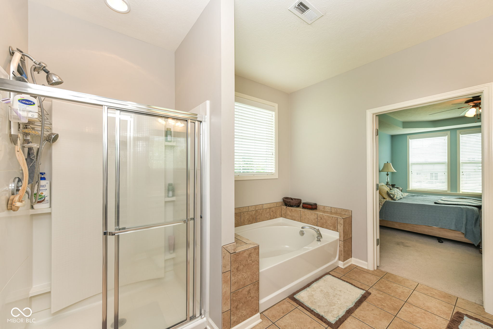 8465 Abernethy Lane