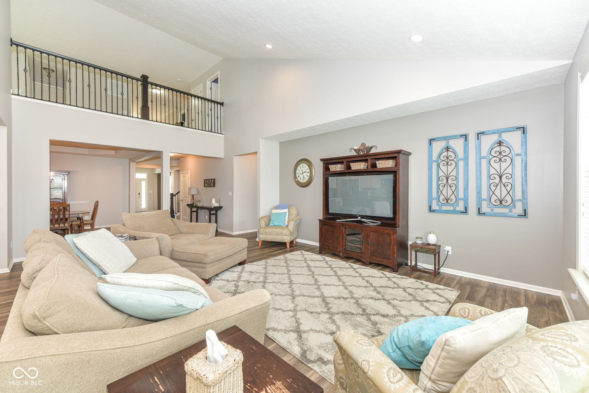 8465 Abernethy Lane