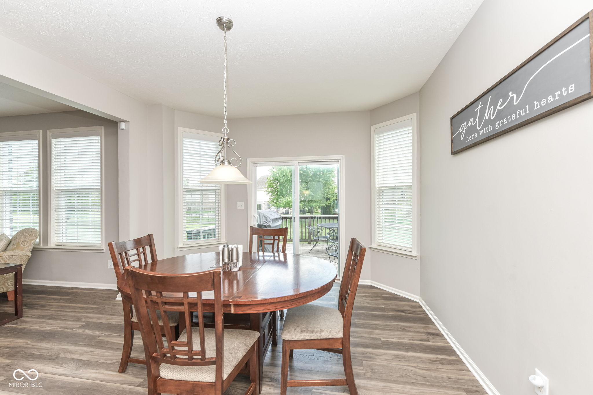8465 Abernethy Lane