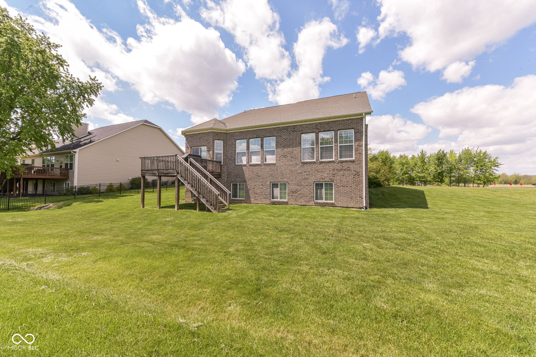 8465 Abernethy Lane