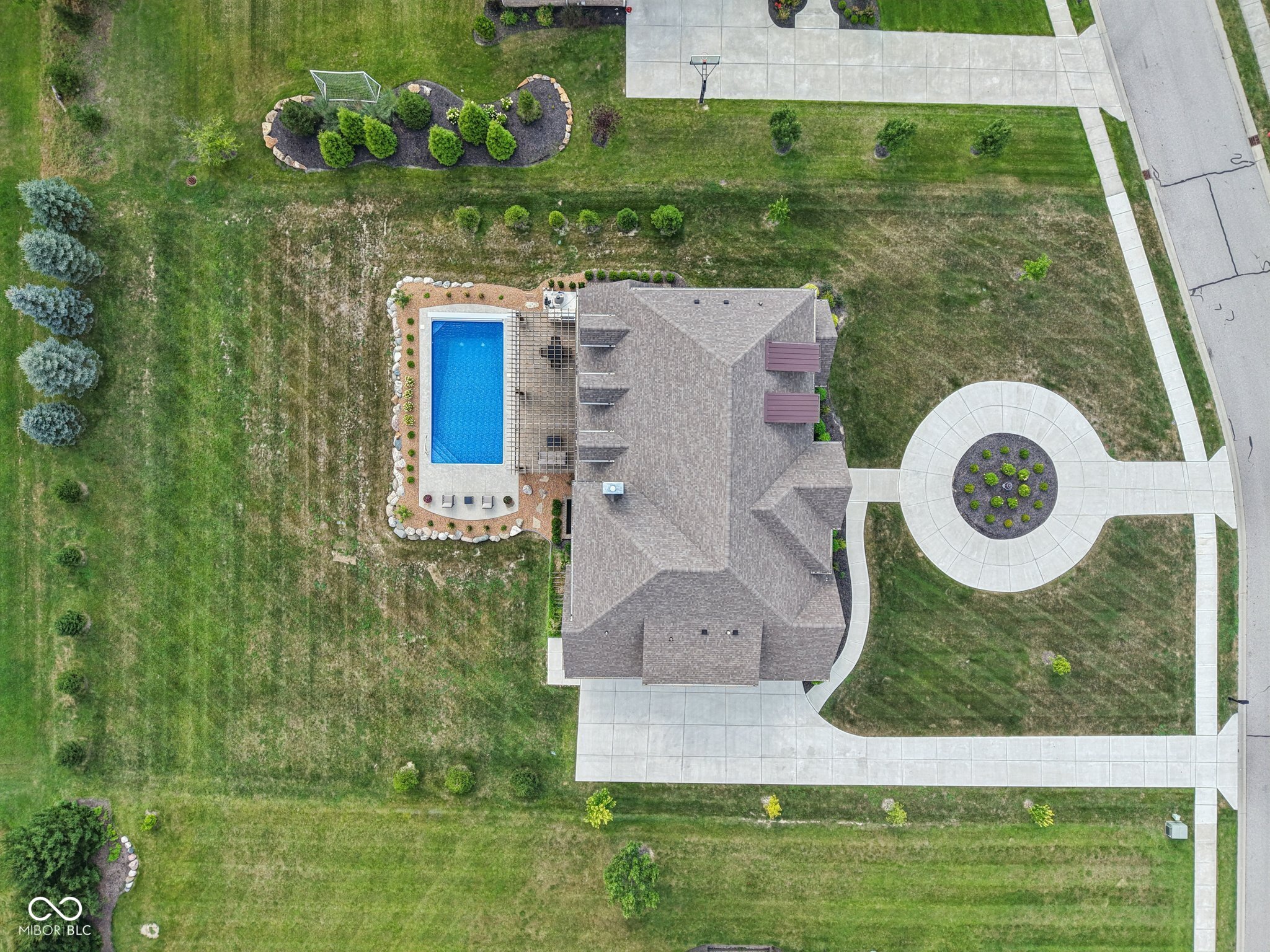 2701 Oak Way Trace