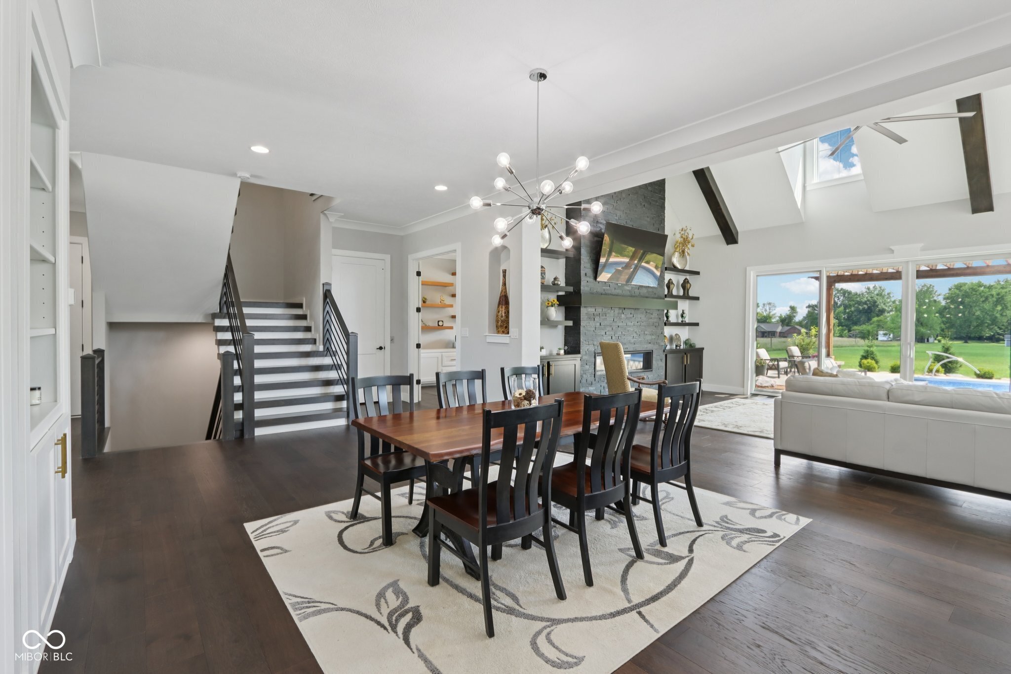 2701 Oak Way Trace