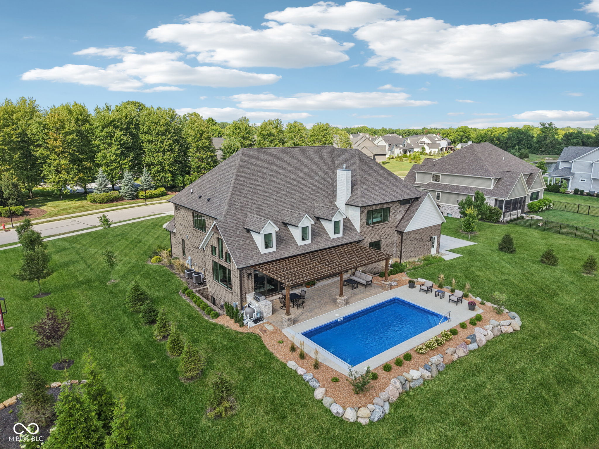 2701 Oak Way Trace