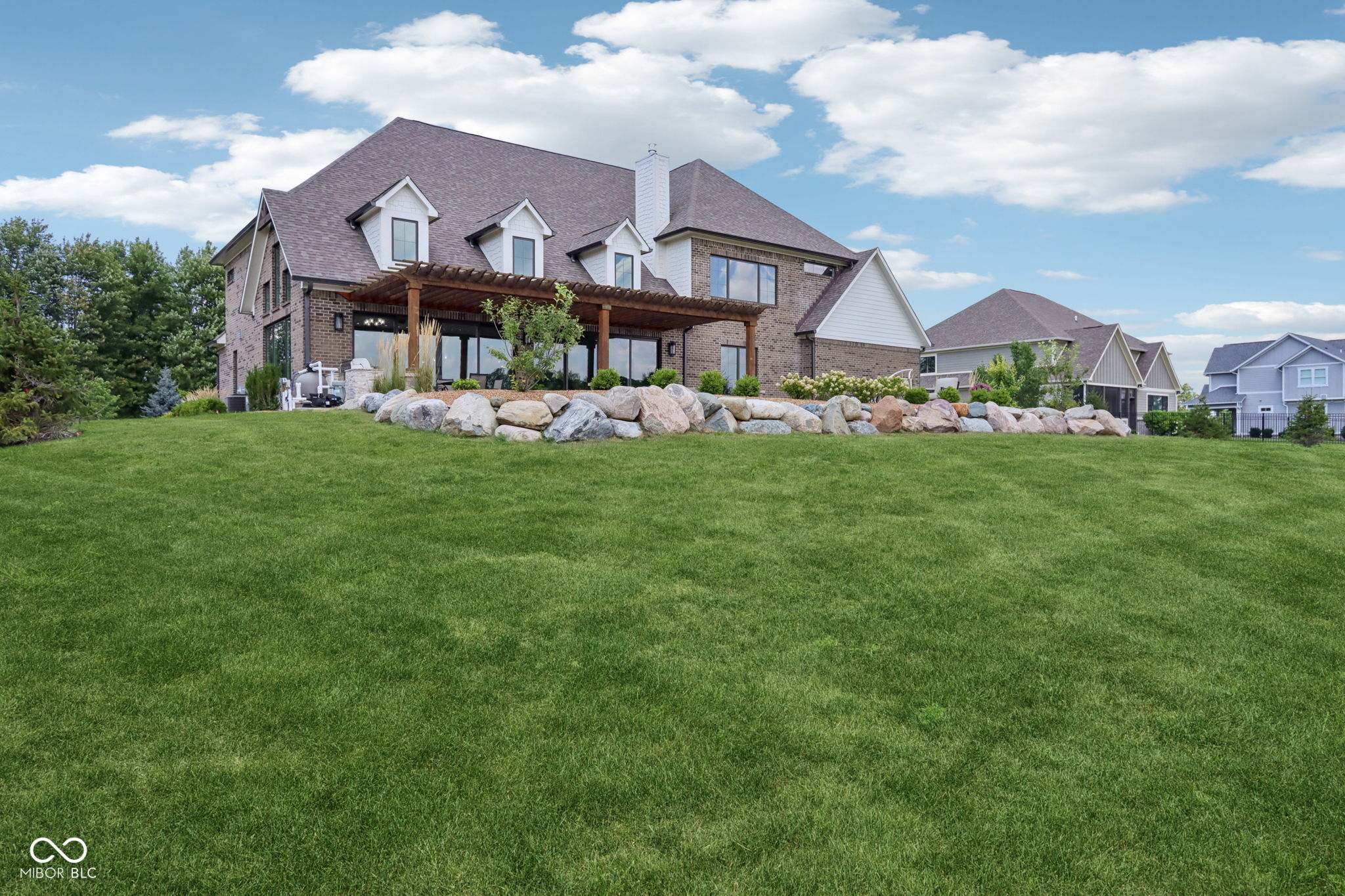 2701 Oak Way Trace