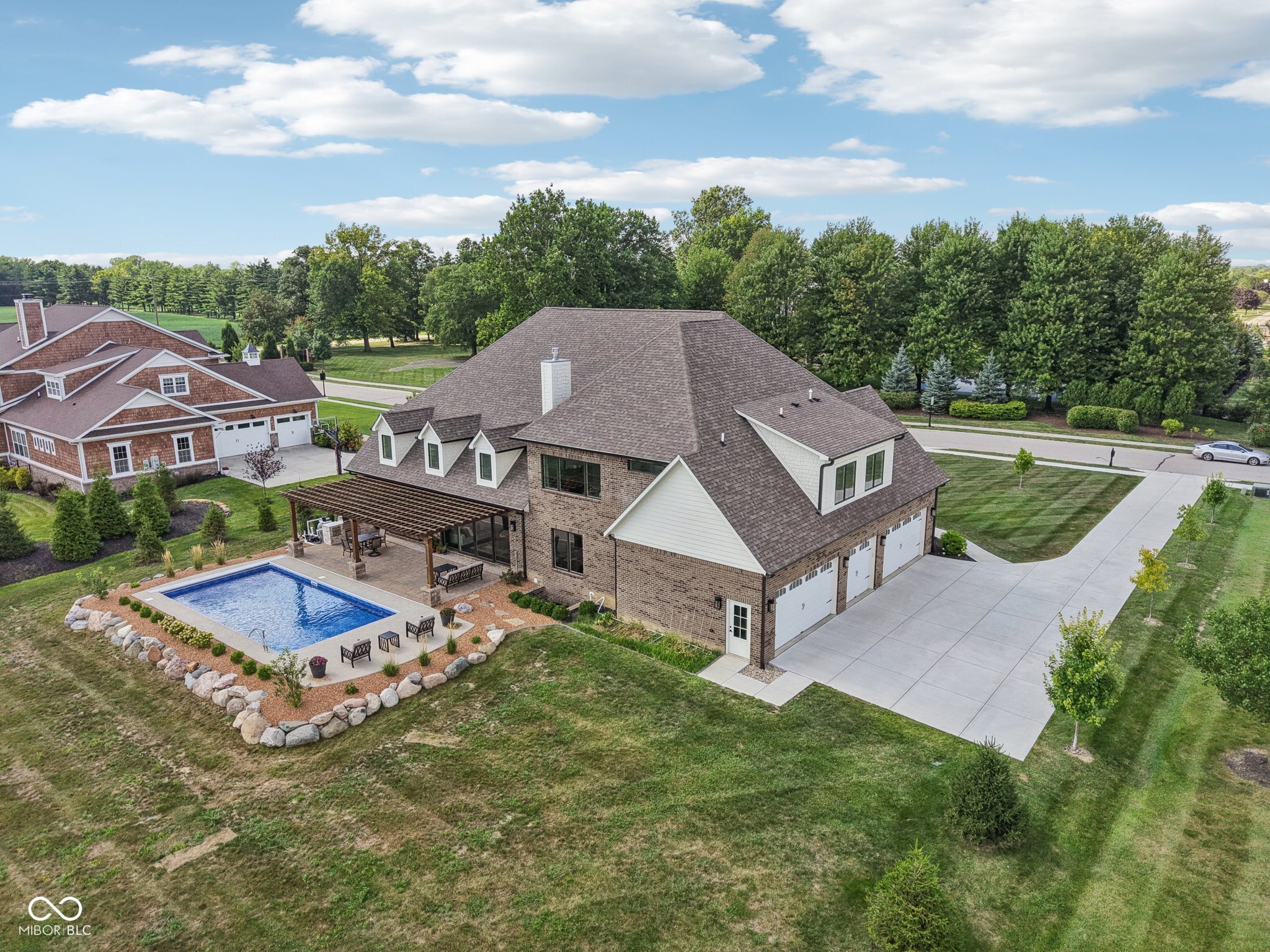 2701 Oak Way Trace