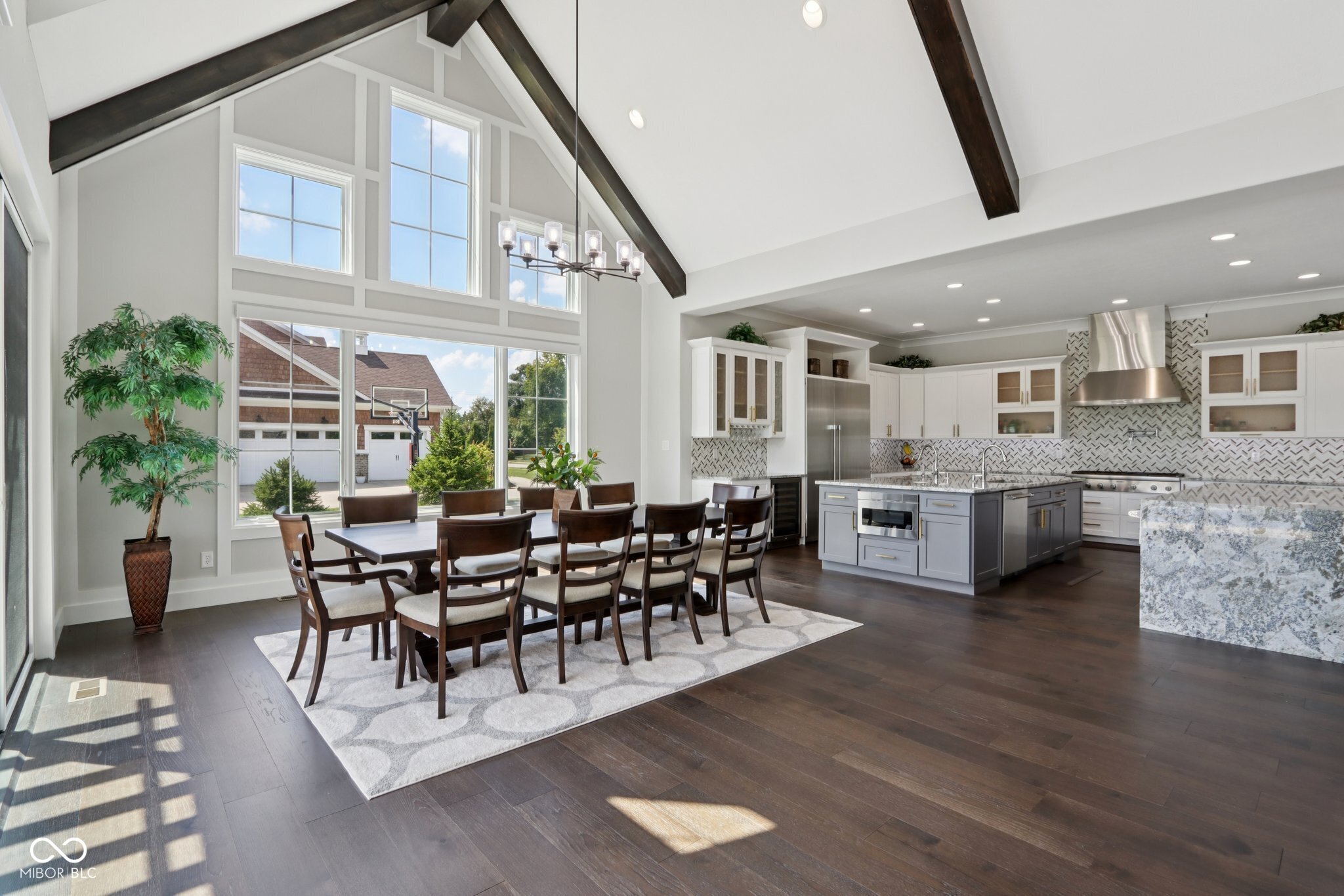 2701 Oak Way Trace