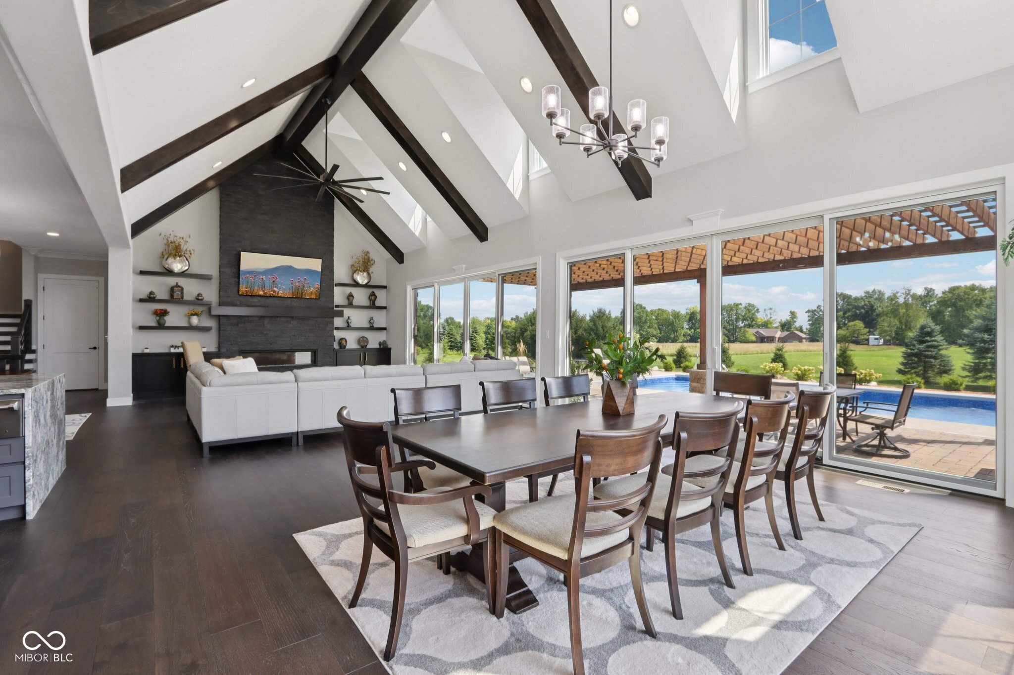 2701 Oak Way Trace