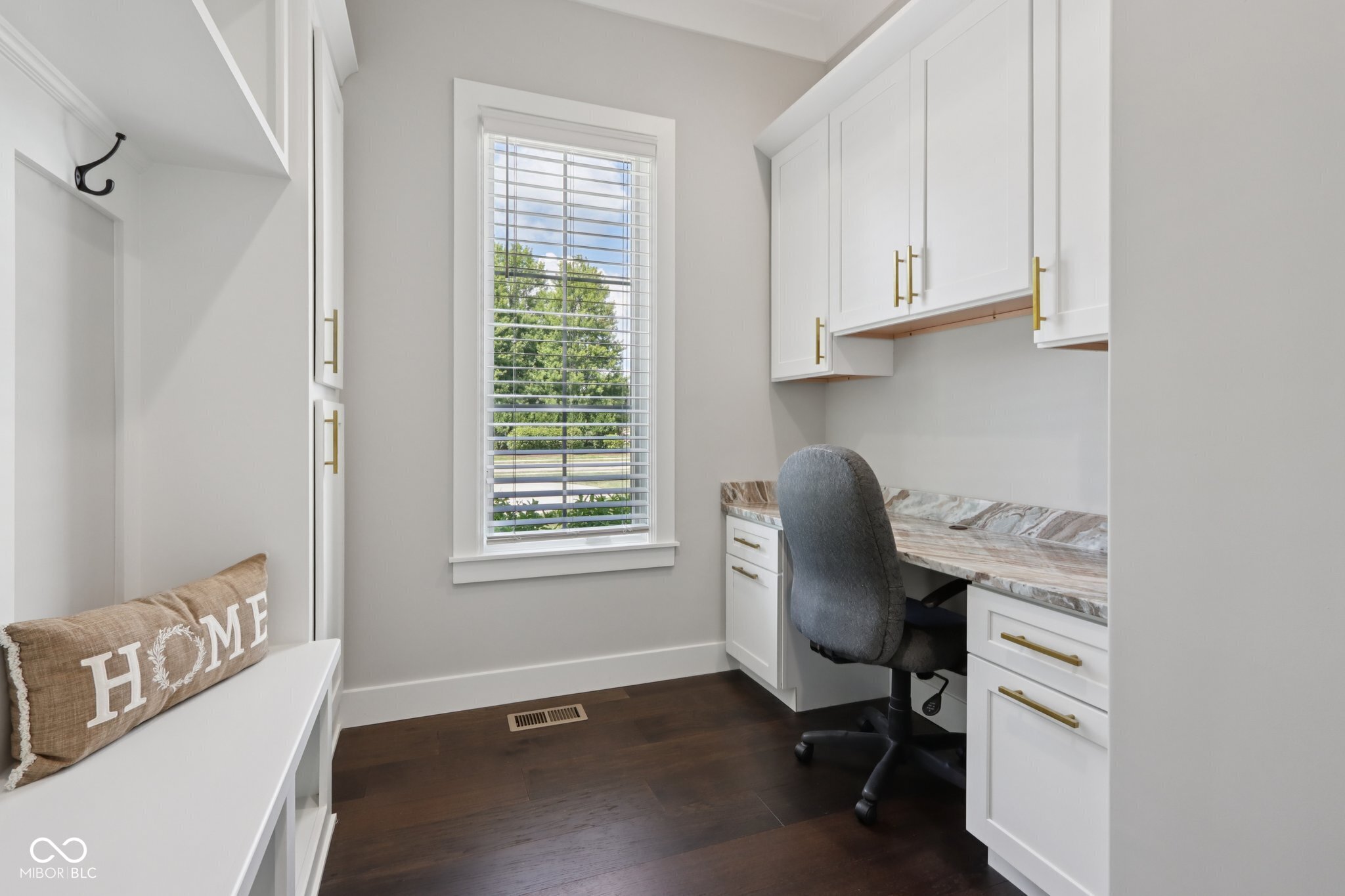 2701 Oak Way Trace