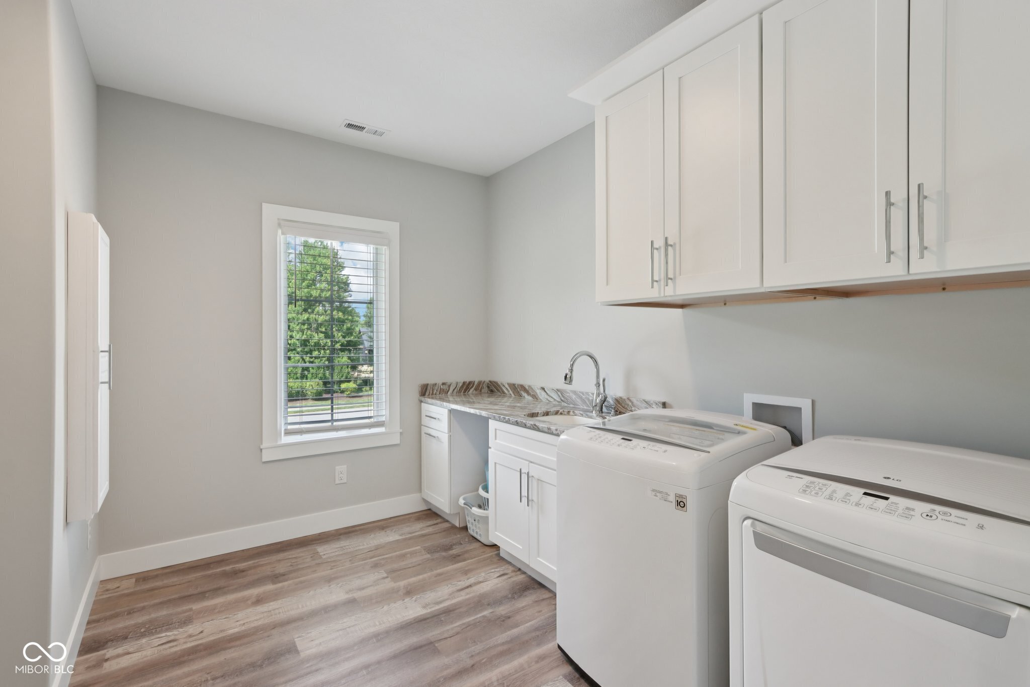 2701 Oak Way Trace