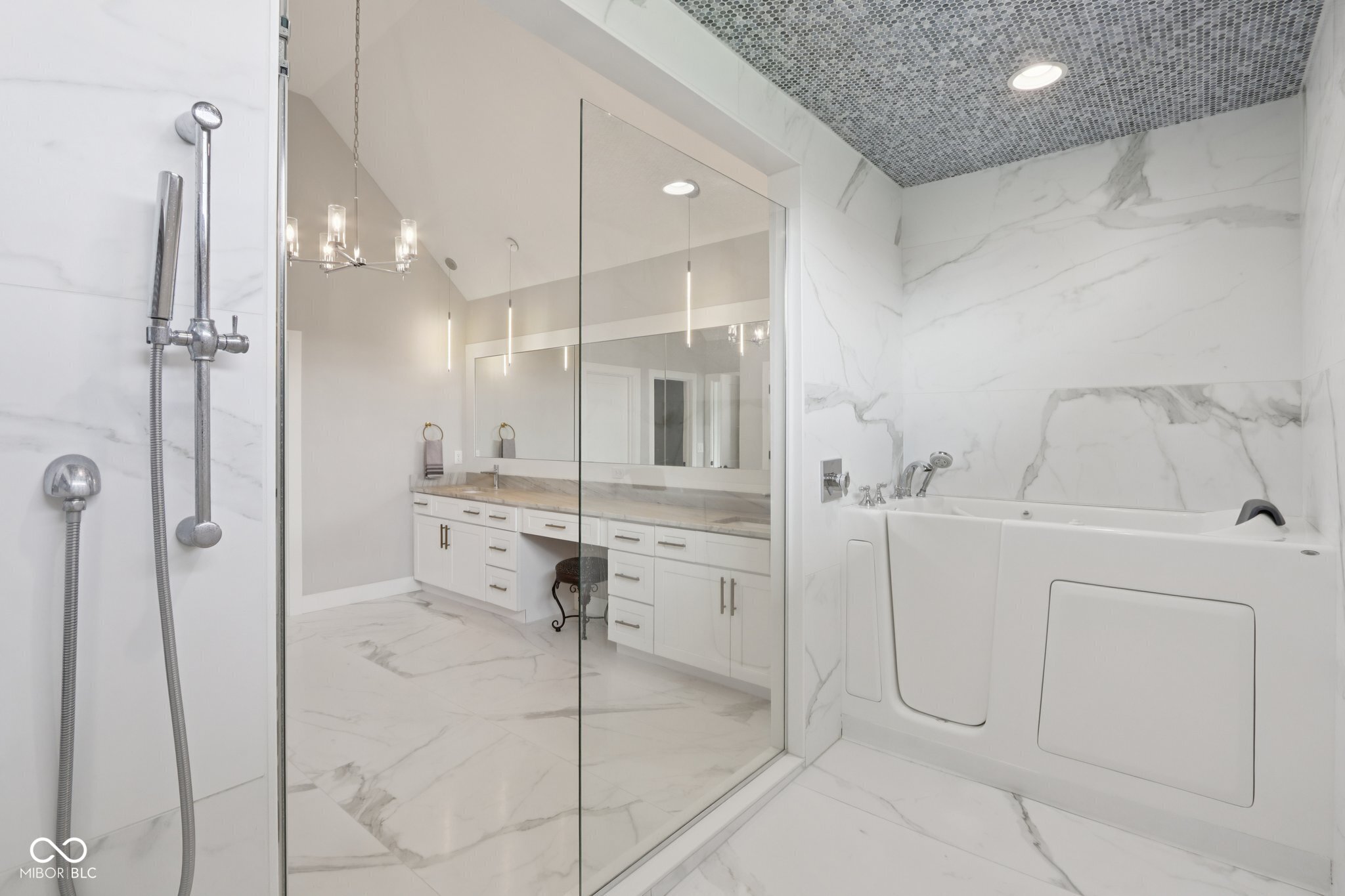 2701 Oak Way Trace