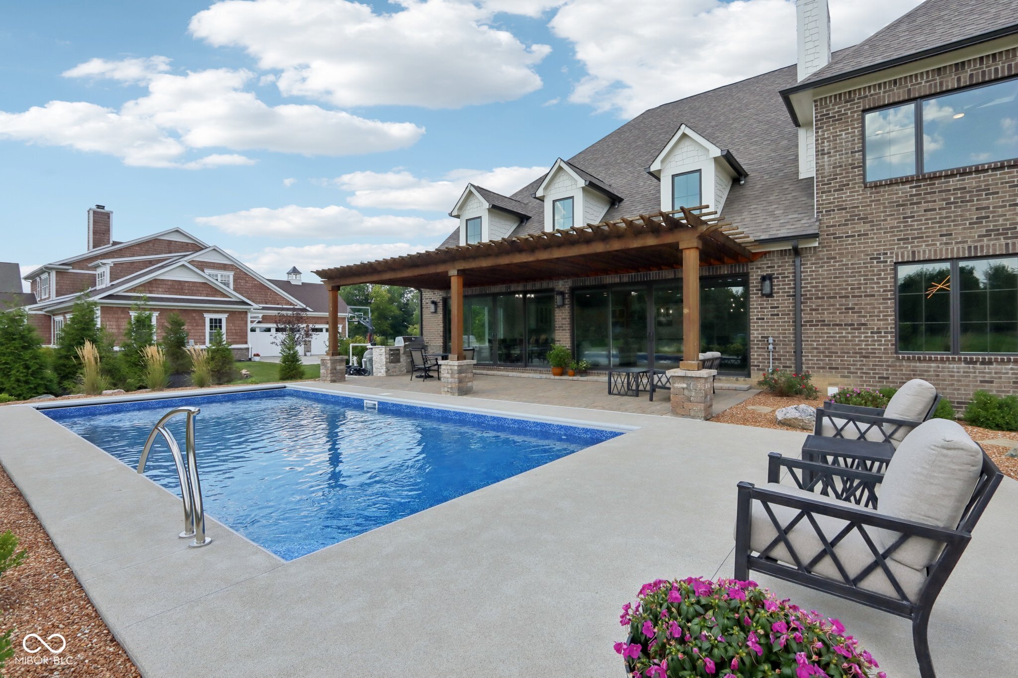 2701 Oak Way Trace