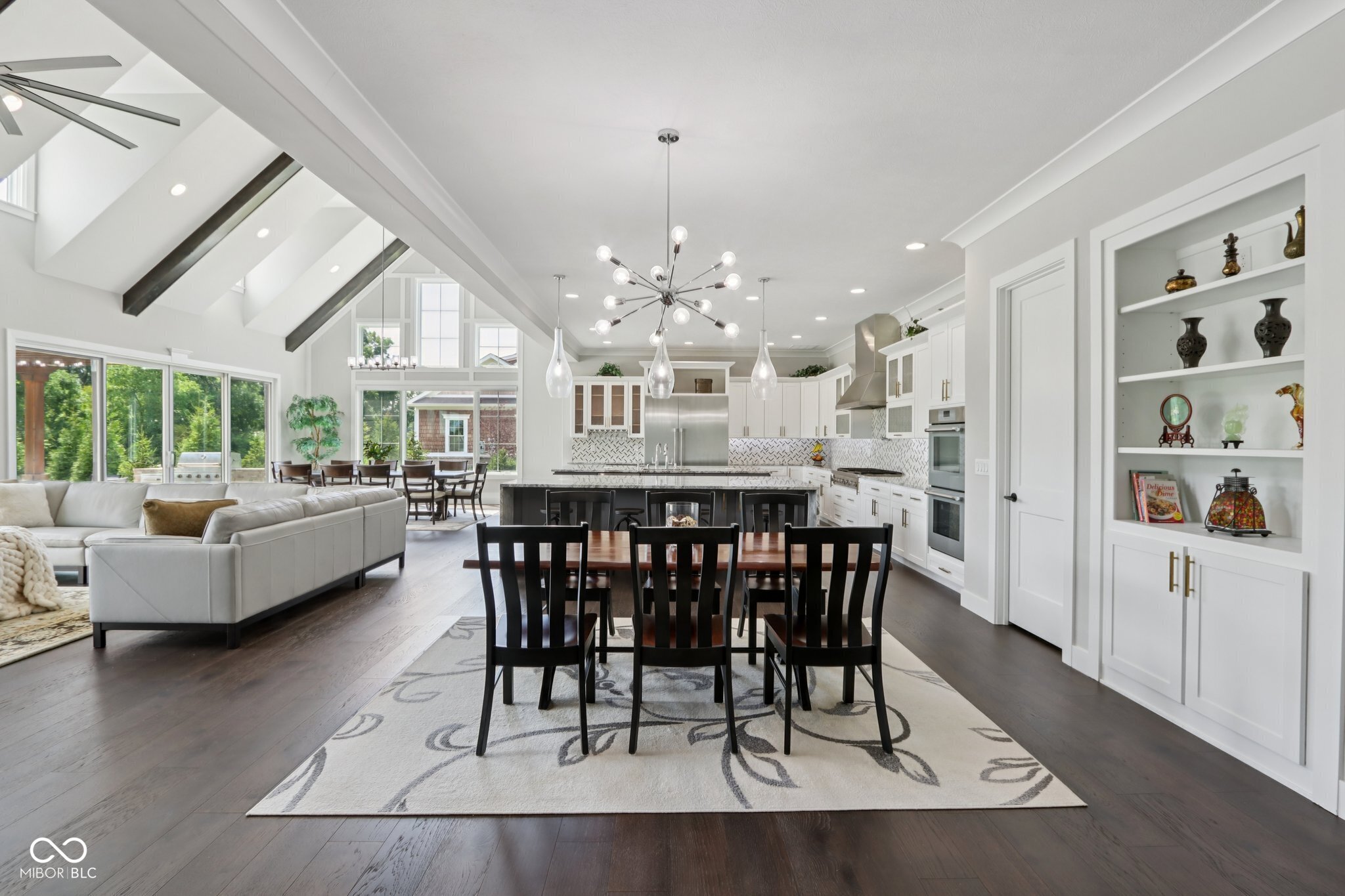 2701 Oak Way Trace