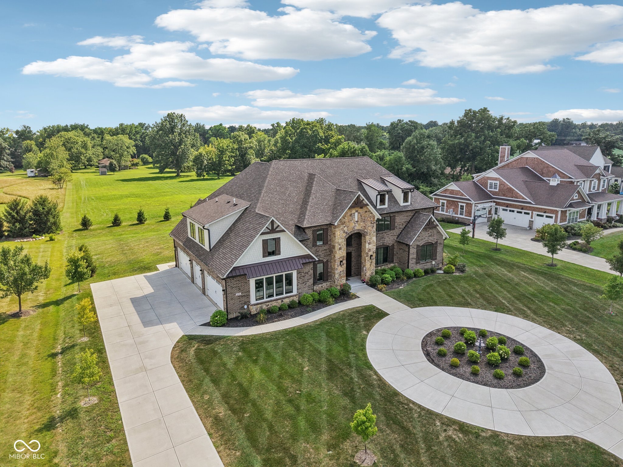2701 Oak Way Trace